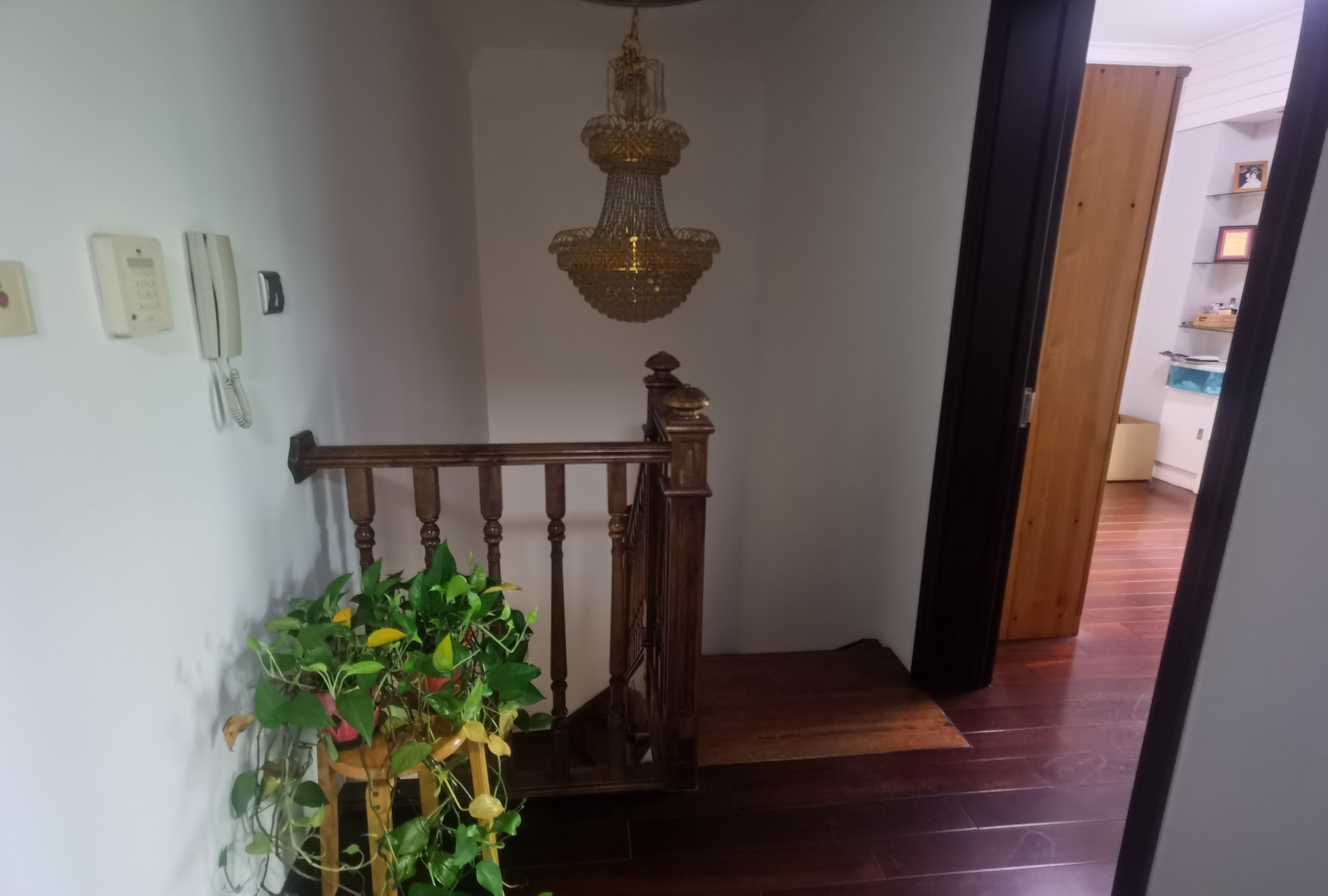 江海皇都私家花园 4室2厅2卫 156m²