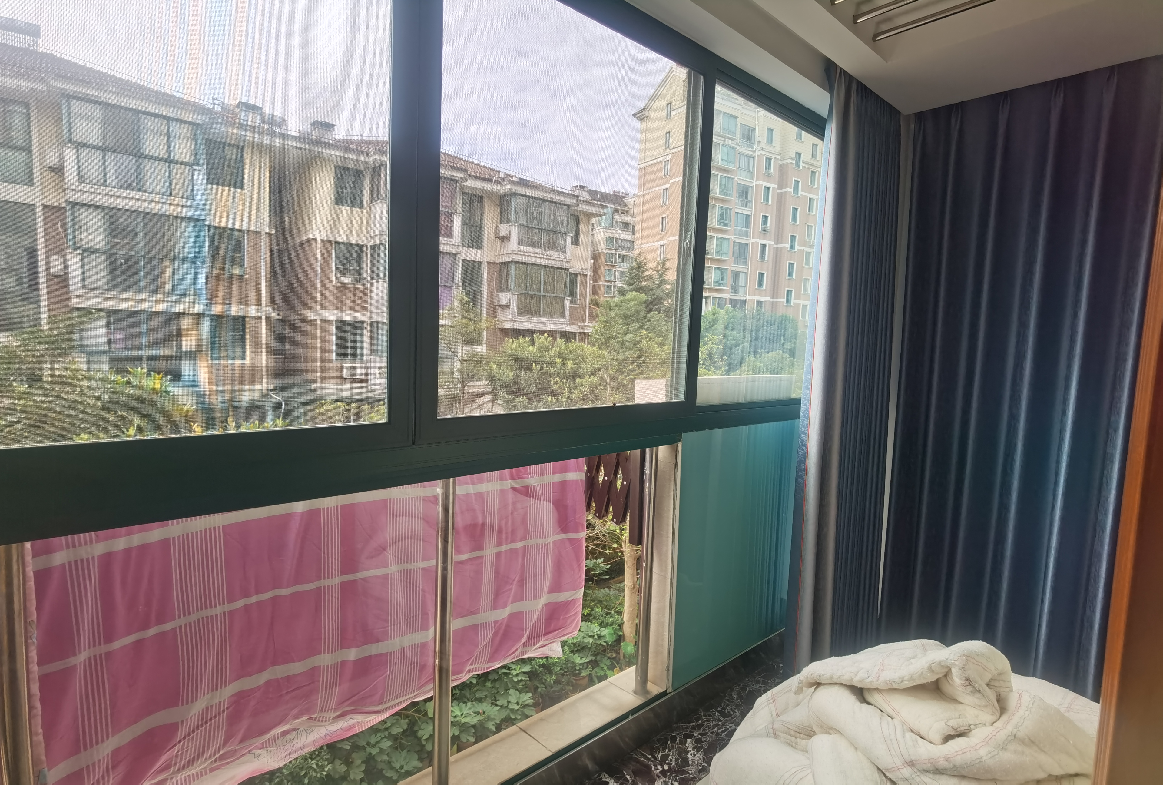 江海皇都私家花园 4室2厅2卫 156m²