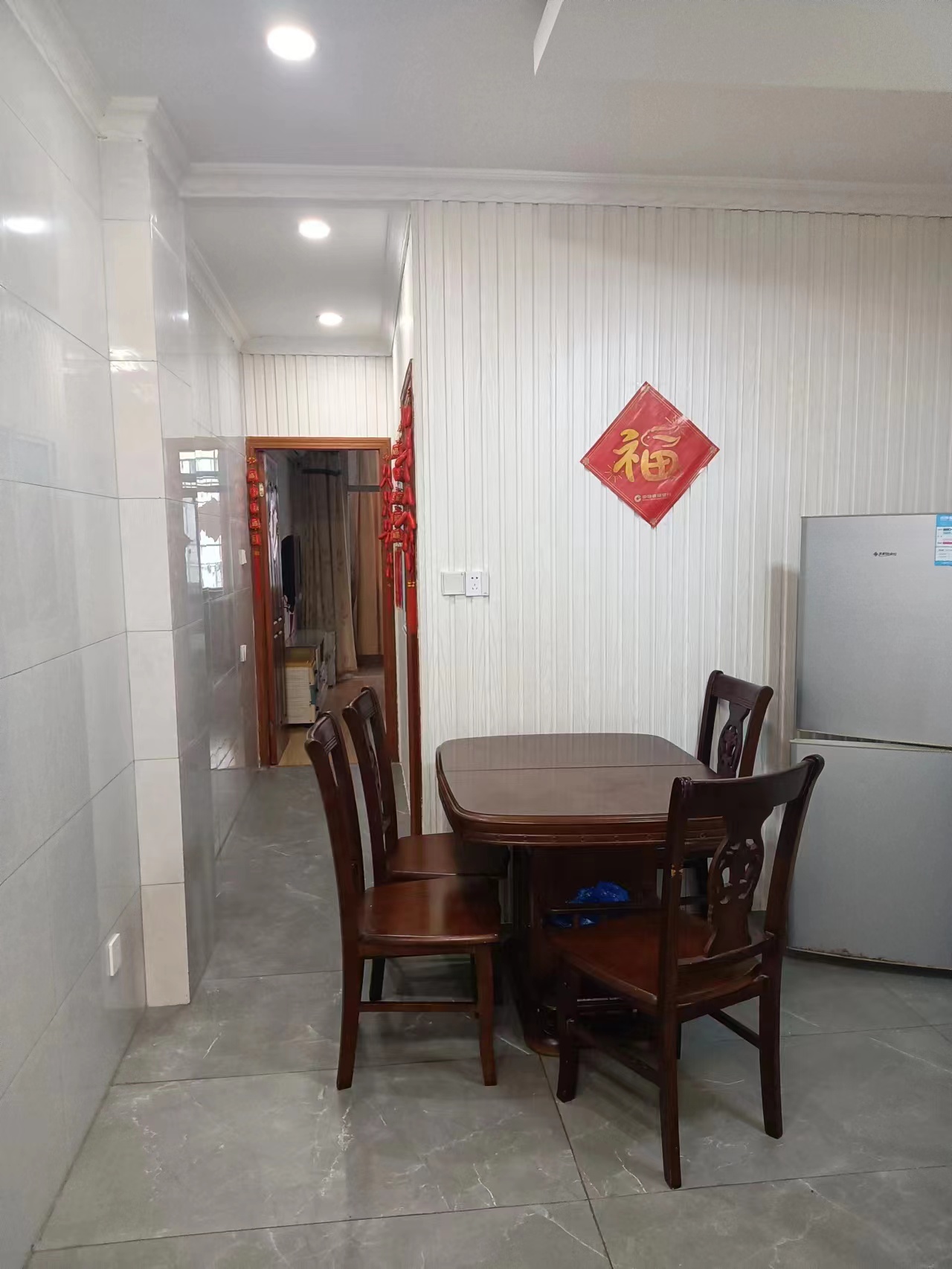恒生杰座 2室1厅1卫 60m²