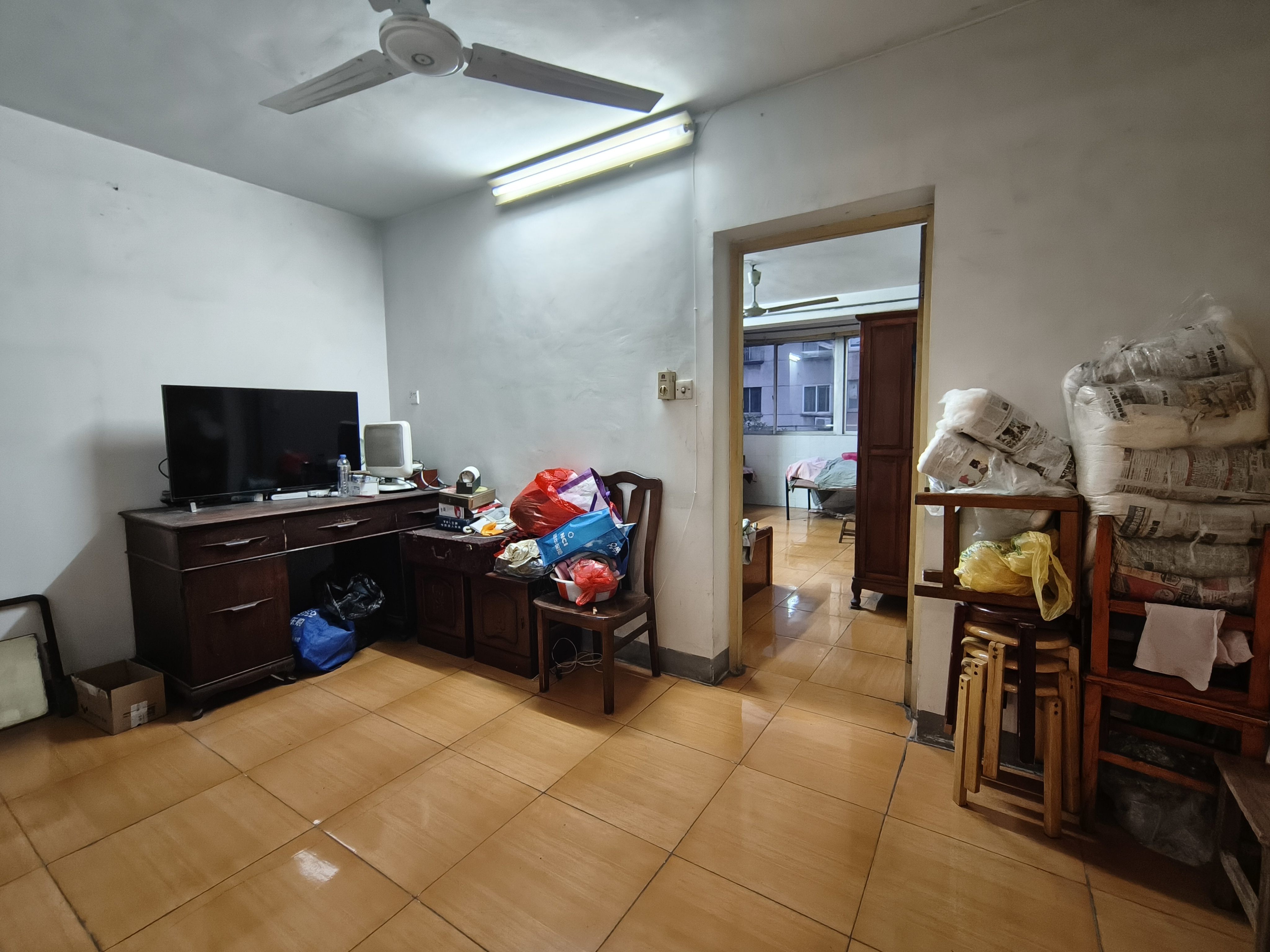 新海通花园 1室1厅1卫 55m&sup2;