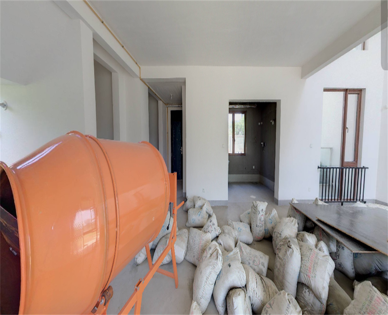 星湖泮别墅 5室2厅2卫 410.00m&sup2;