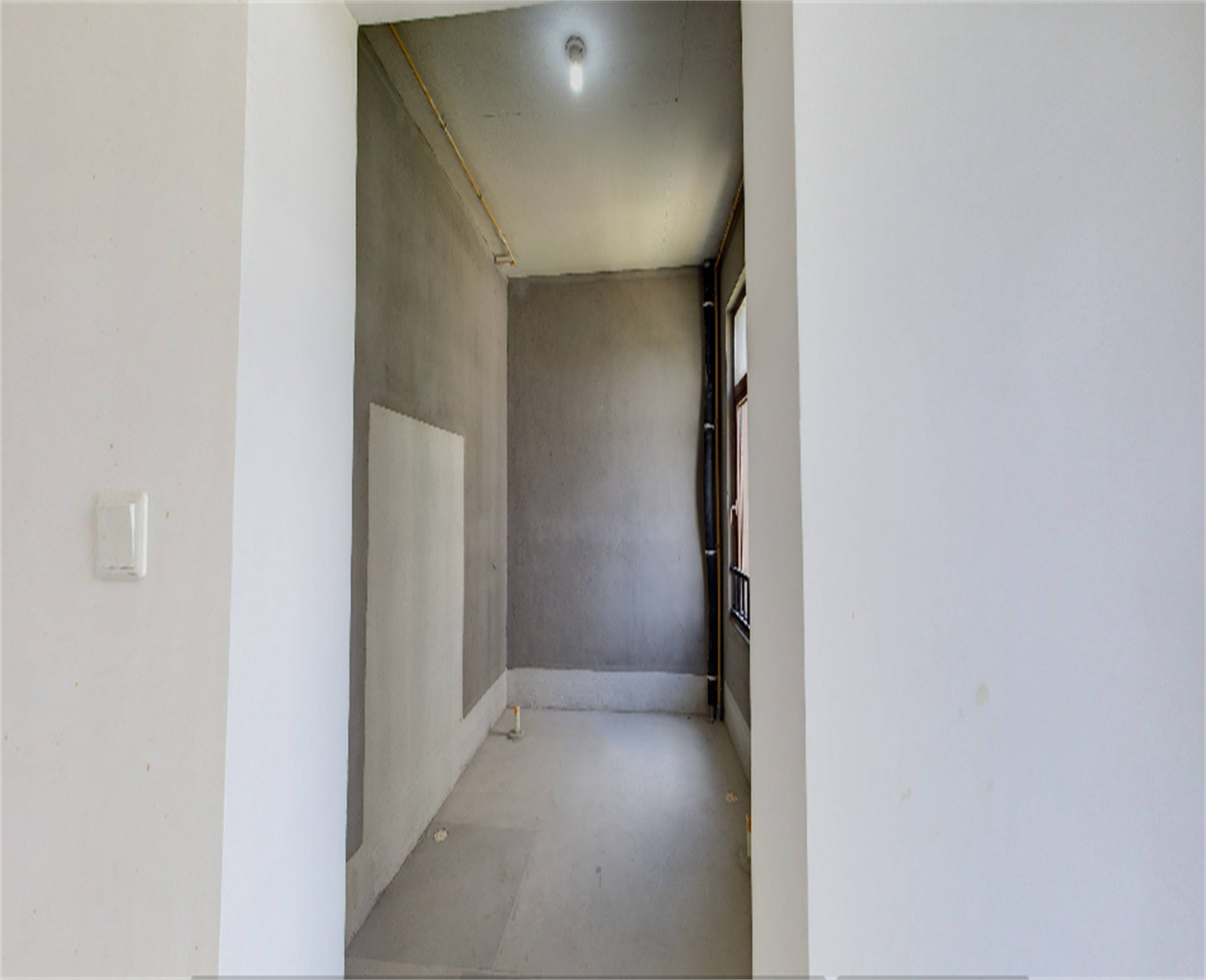 星湖泮别墅 5室2厅2卫 410.00m&sup2;