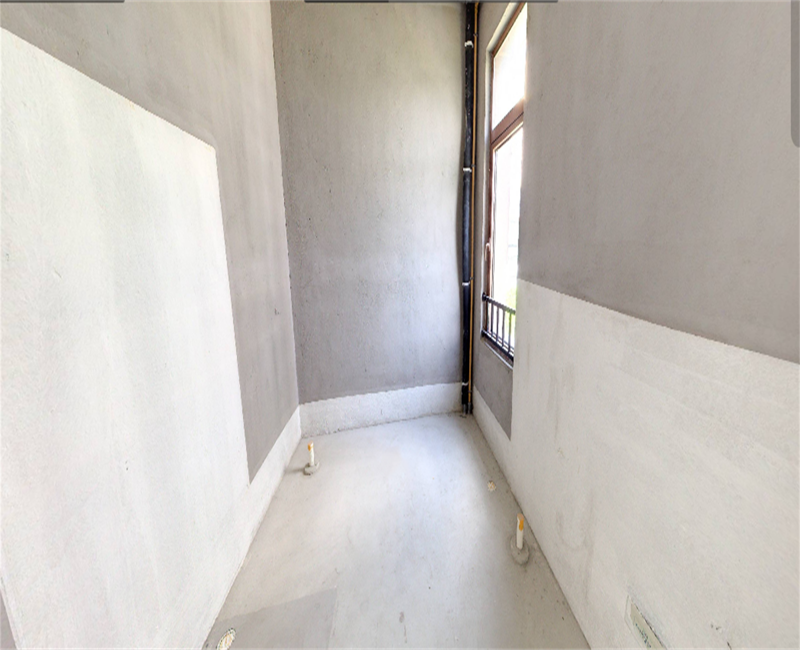 星湖泮别墅 5室2厅2卫 410.00m&sup2;