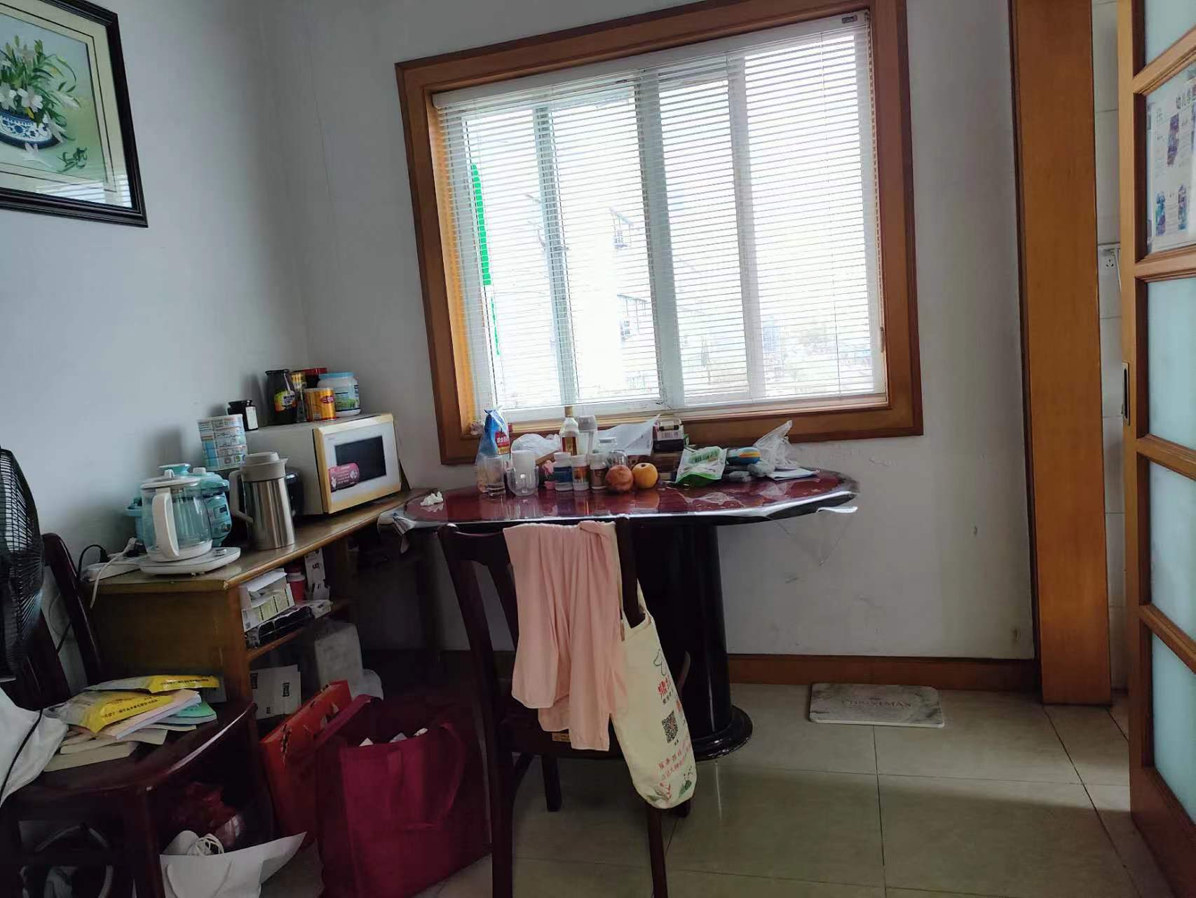 人民中路162号 2室1厅1卫 58m²