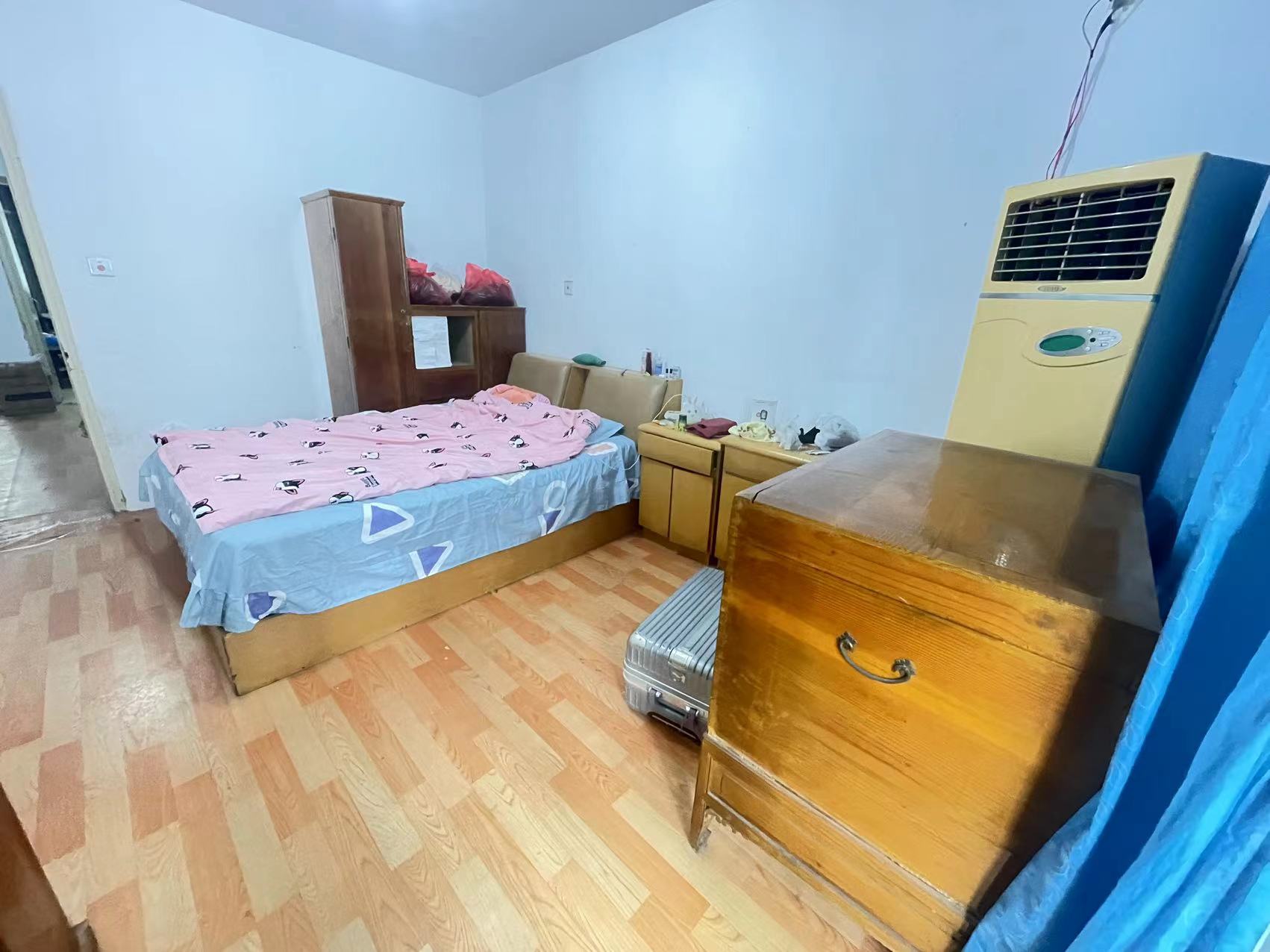 景河苑 2室1厅1卫 90m&sup2;