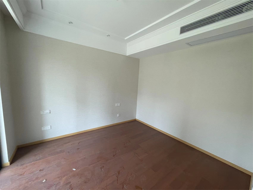 绿城蘭园 4室2厅2卫 133.00m&sup2;