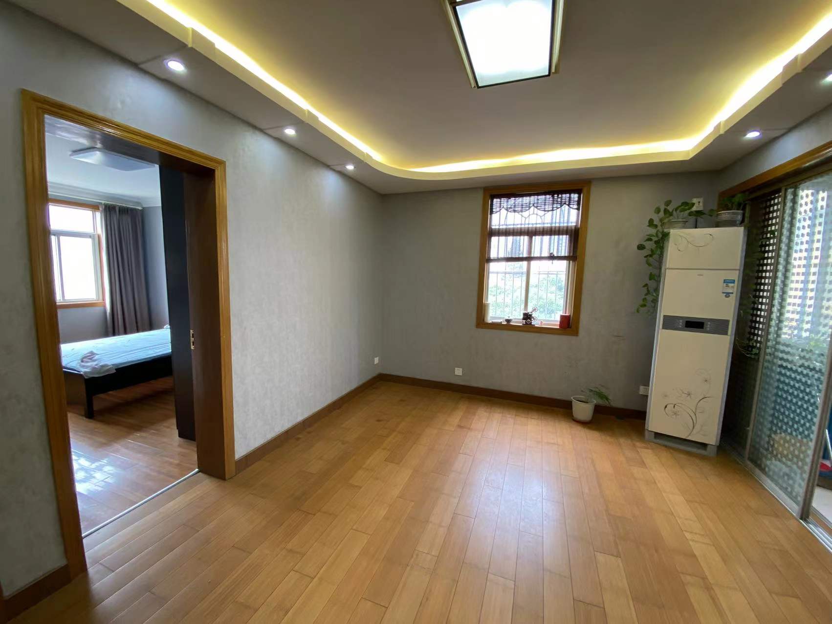方大花苑 2室2厅1卫 78m&sup2;