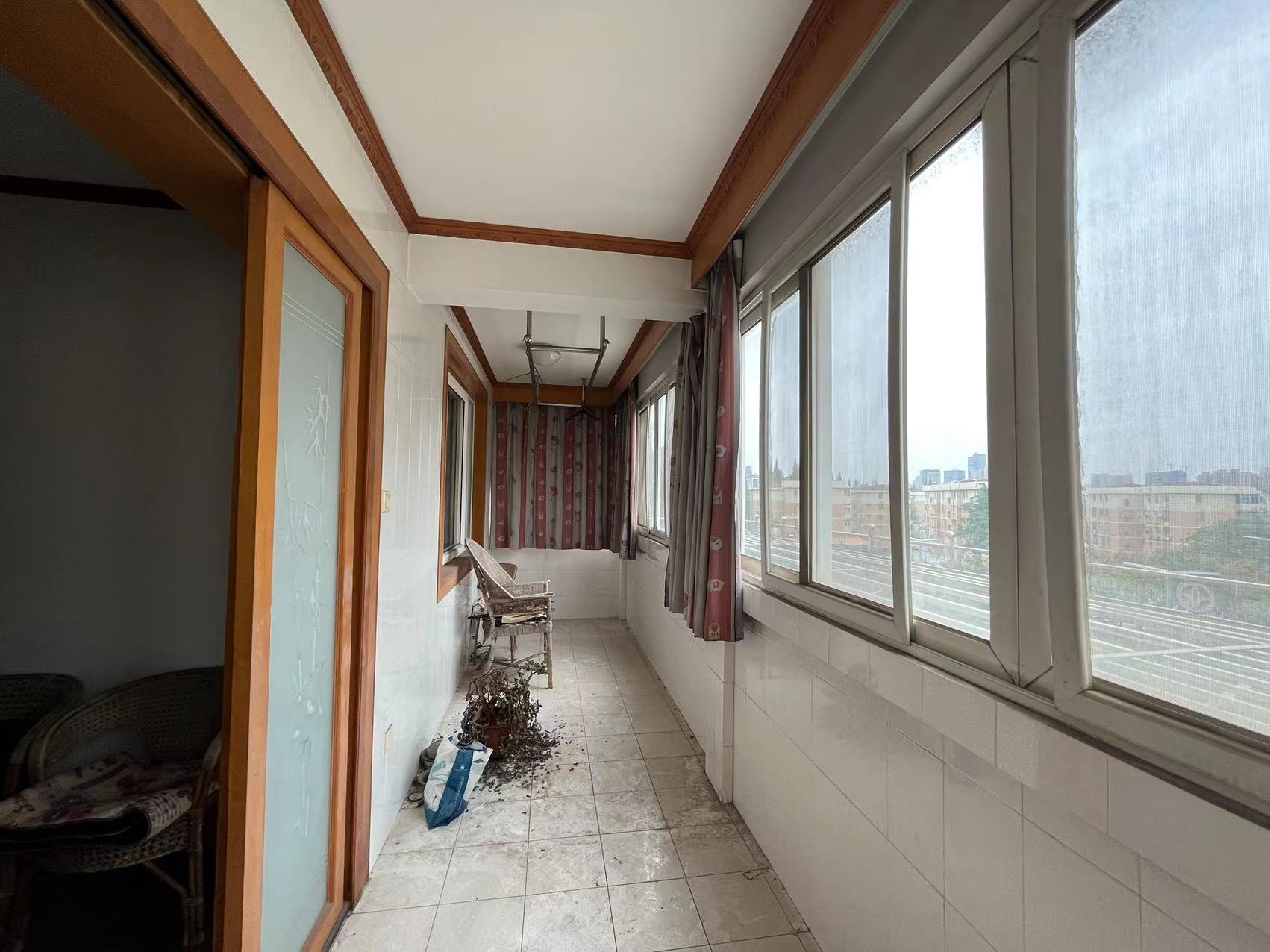 光明东村一期 3室2厅1卫 119.00m&sup2;