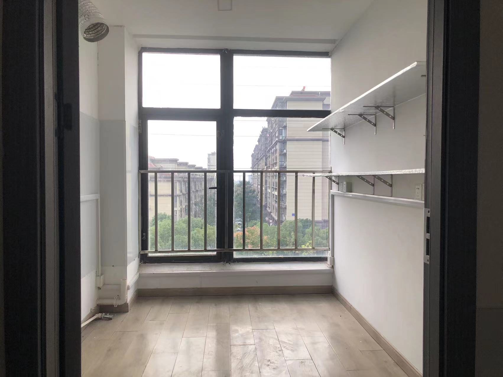 新城新苑 1室1厅1卫 330.00m&sup2;
