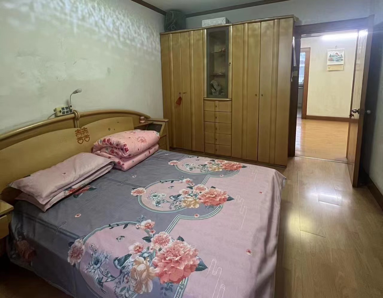 北濠桥东村 4室2厅1卫 120m&sup2;