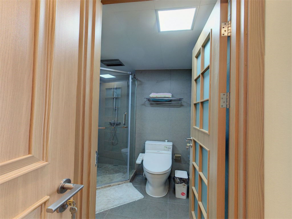 雍华府 3室2厅2卫 98.64m&sup2;