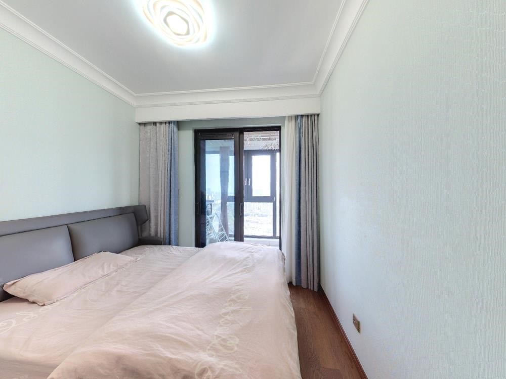 雍华府 3室2厅2卫 98.64m&sup2;