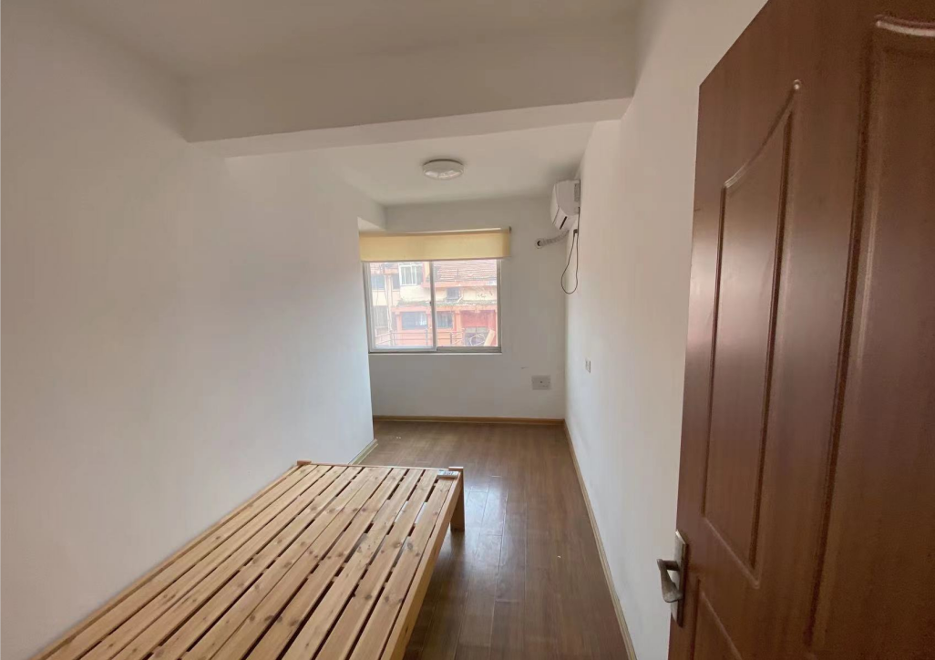 北濠桥东村 3室1厅1卫 160m&sup2;