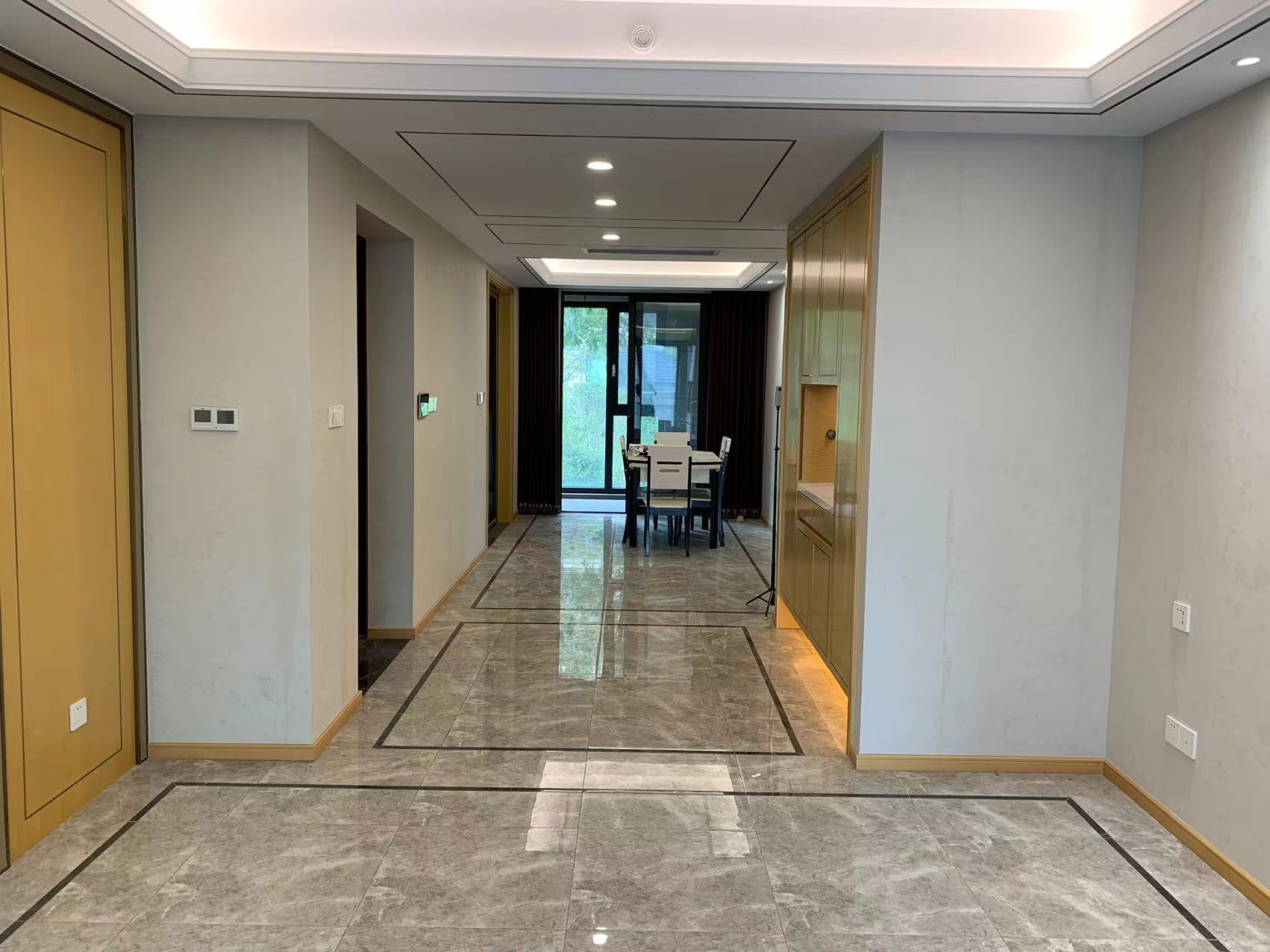 绿城沁园 4室2厅2卫 143m&sup2;