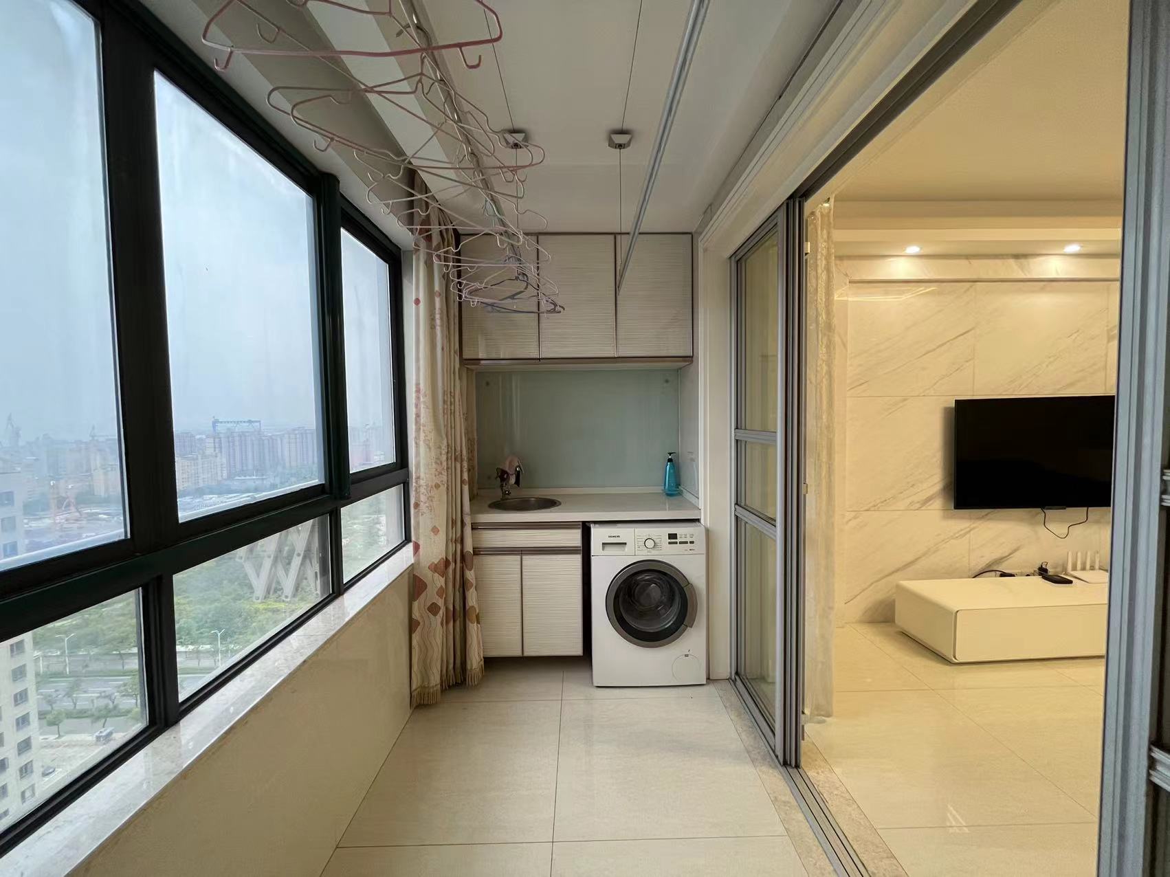 景华城 3室2厅2卫 133.37m²
