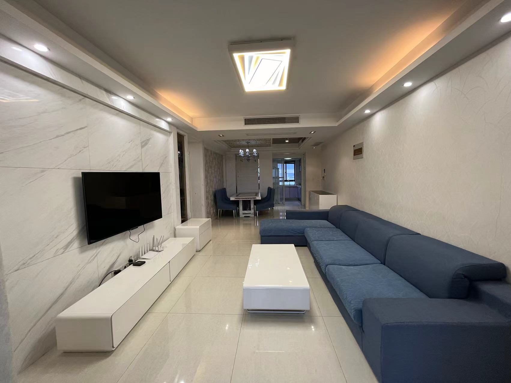 景华城 3室2厅2卫 133.37m²