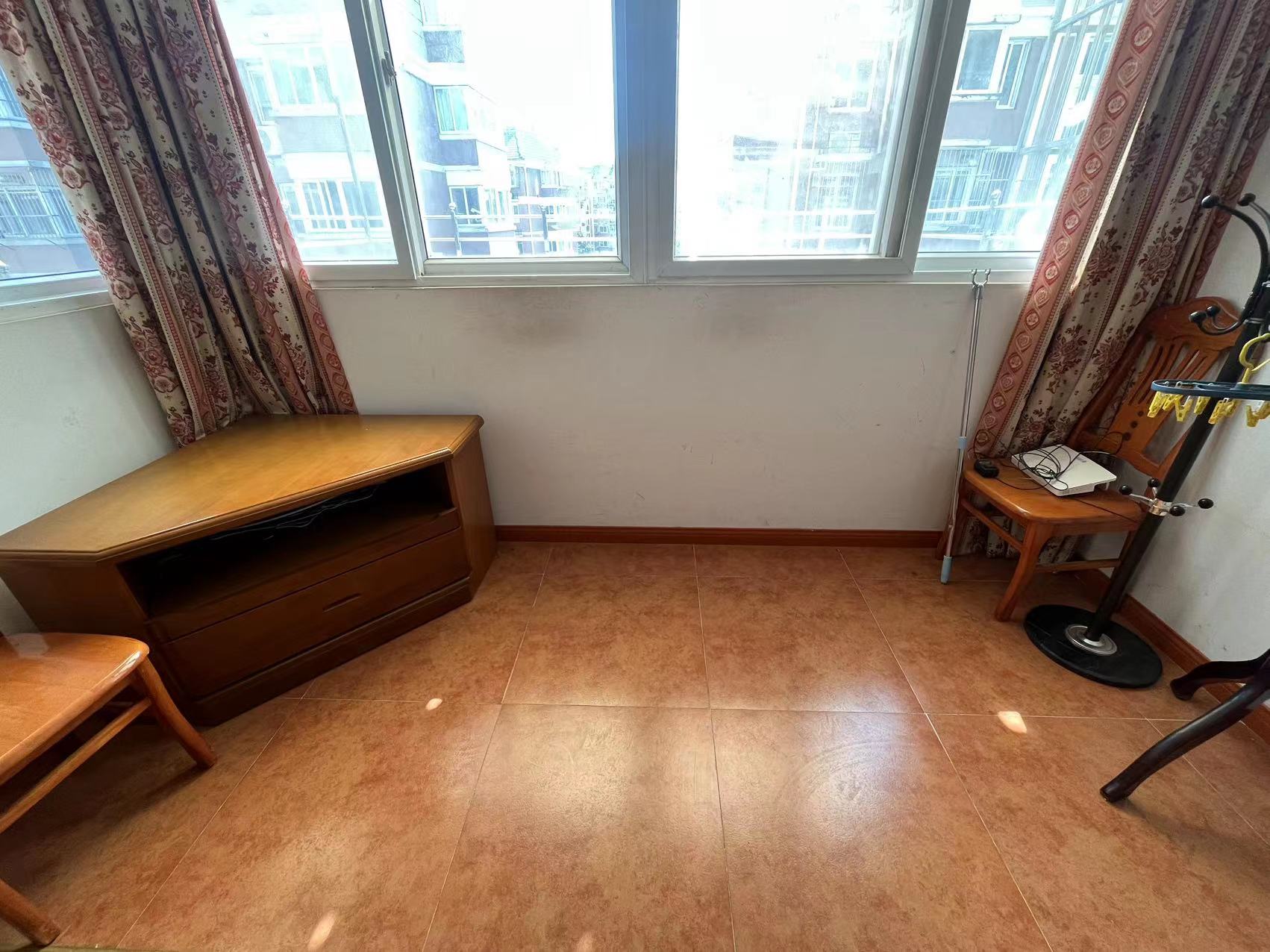 五山新苑 2室1厅1卫 80m&sup2;