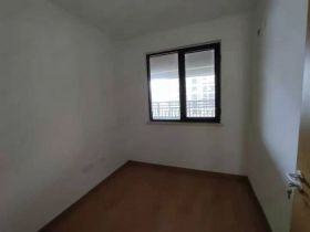 绿地新里城 3室2厅1卫 91.5m&sup2;