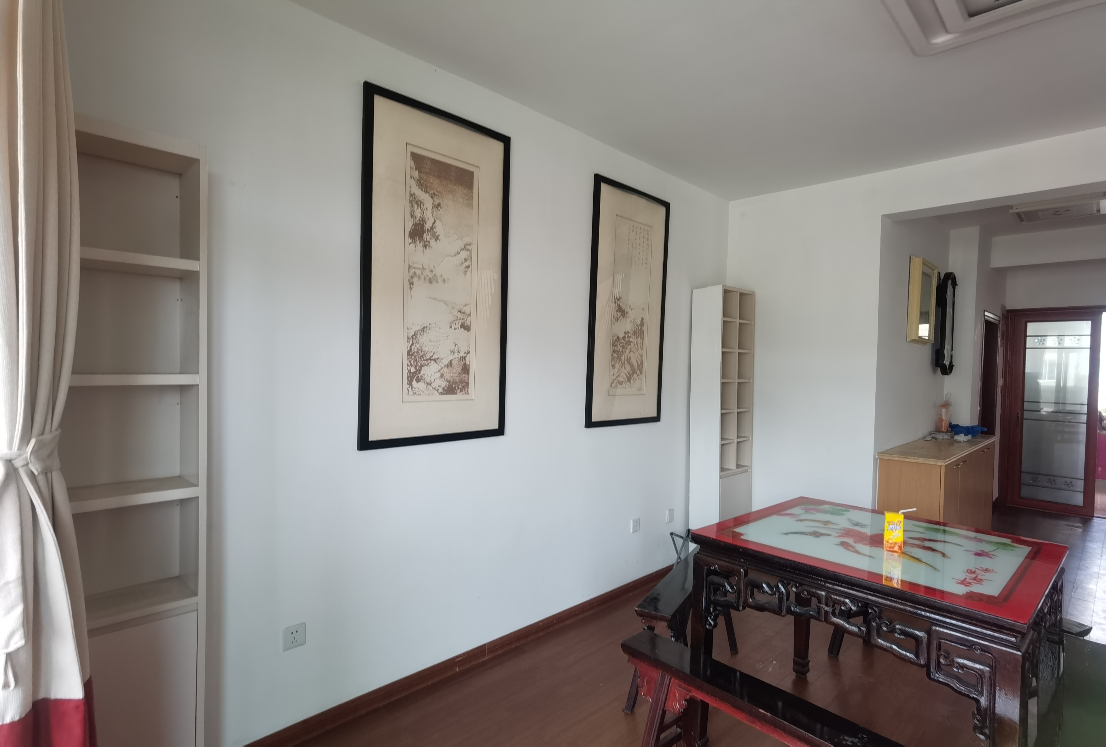 天霞苑 3室2厅1卫 120m&sup2;