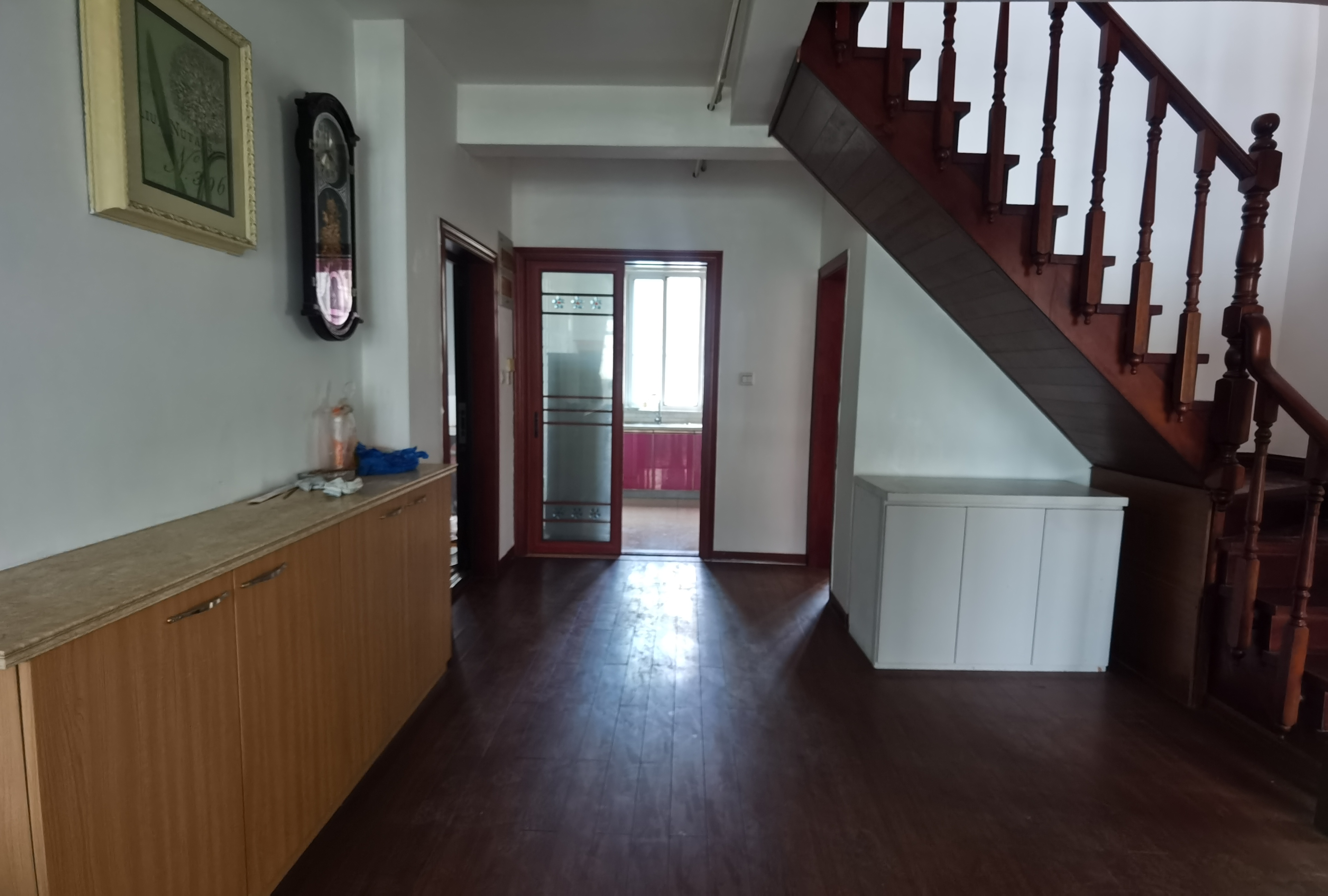 天霞苑 3室2厅1卫 120m&sup2;