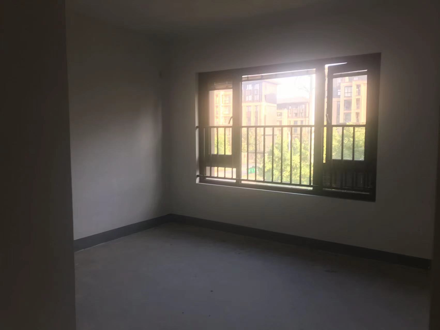 龙湖天宸源著 4室2厅4卫 265.00m&sup2;