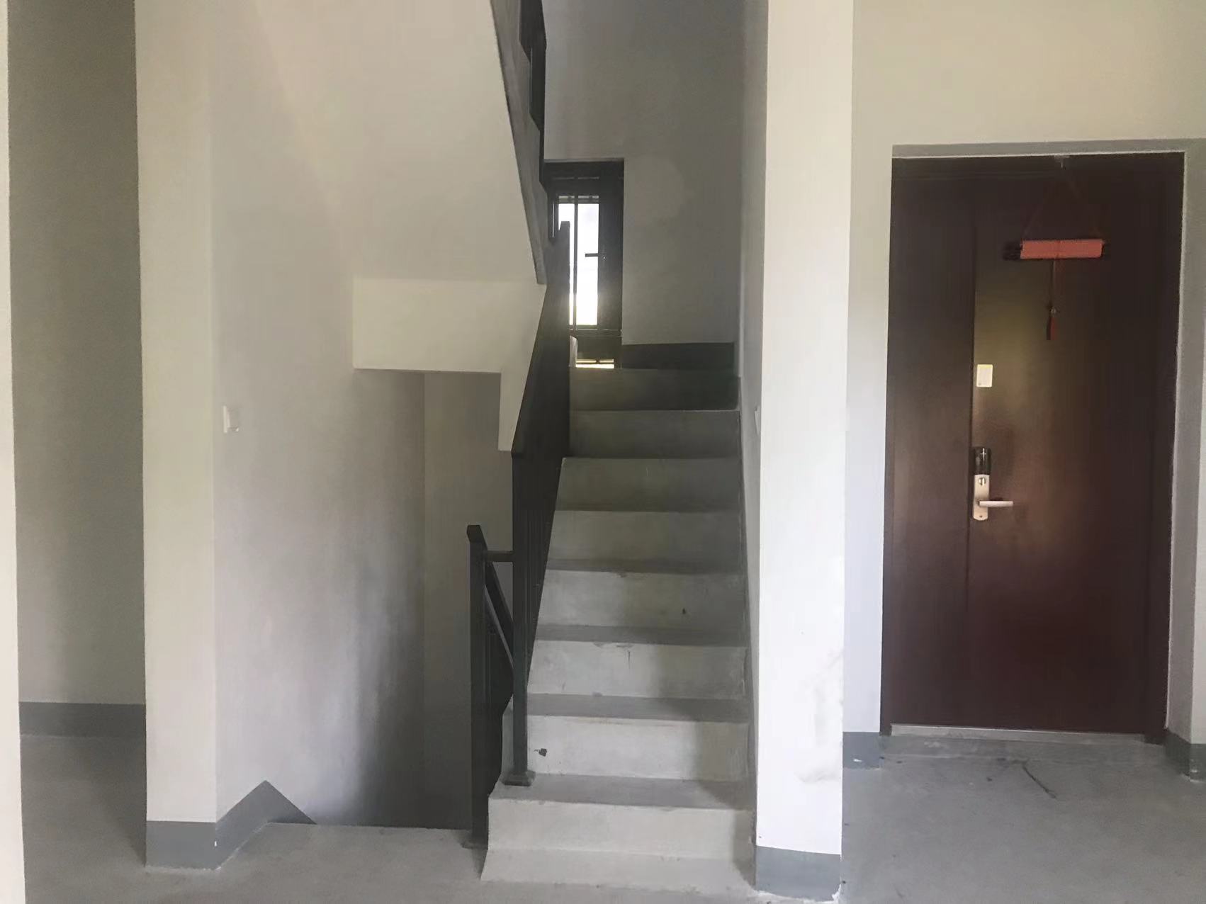 龙湖天宸源著 4室2厅4卫 265.00m&sup2;
