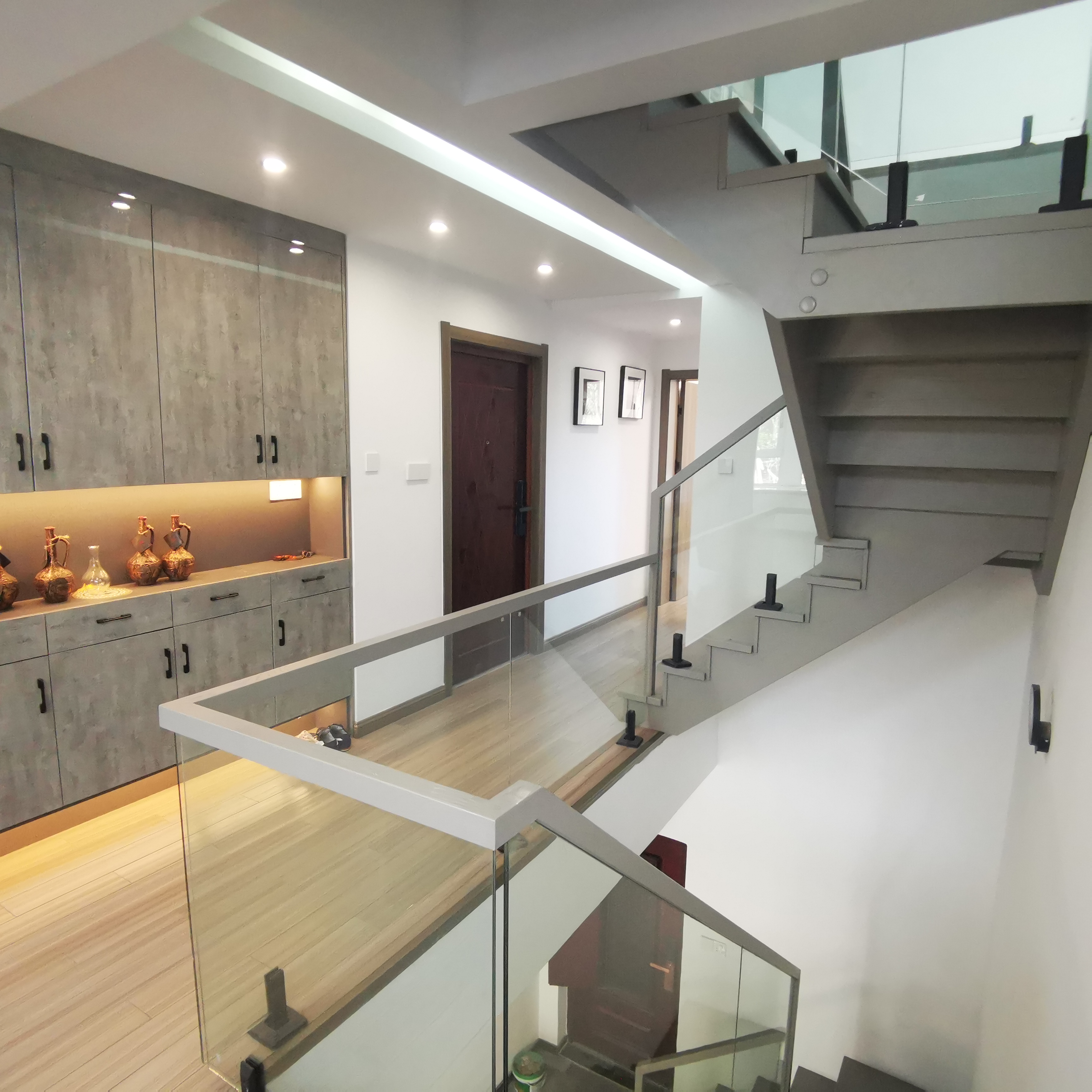 军山花园 4室2厅3卫 280m&sup2;