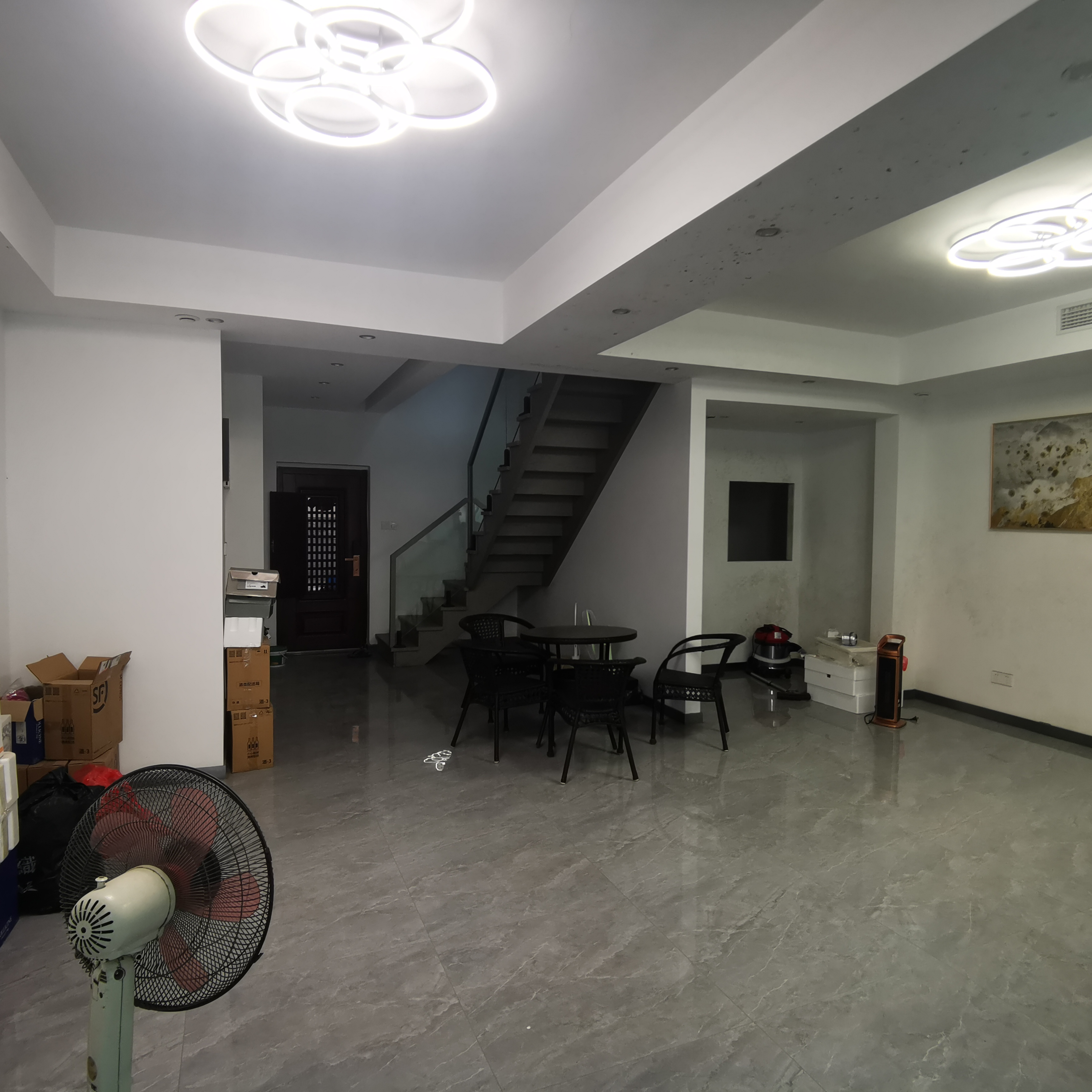 军山花园 4室2厅3卫 280m&sup2;