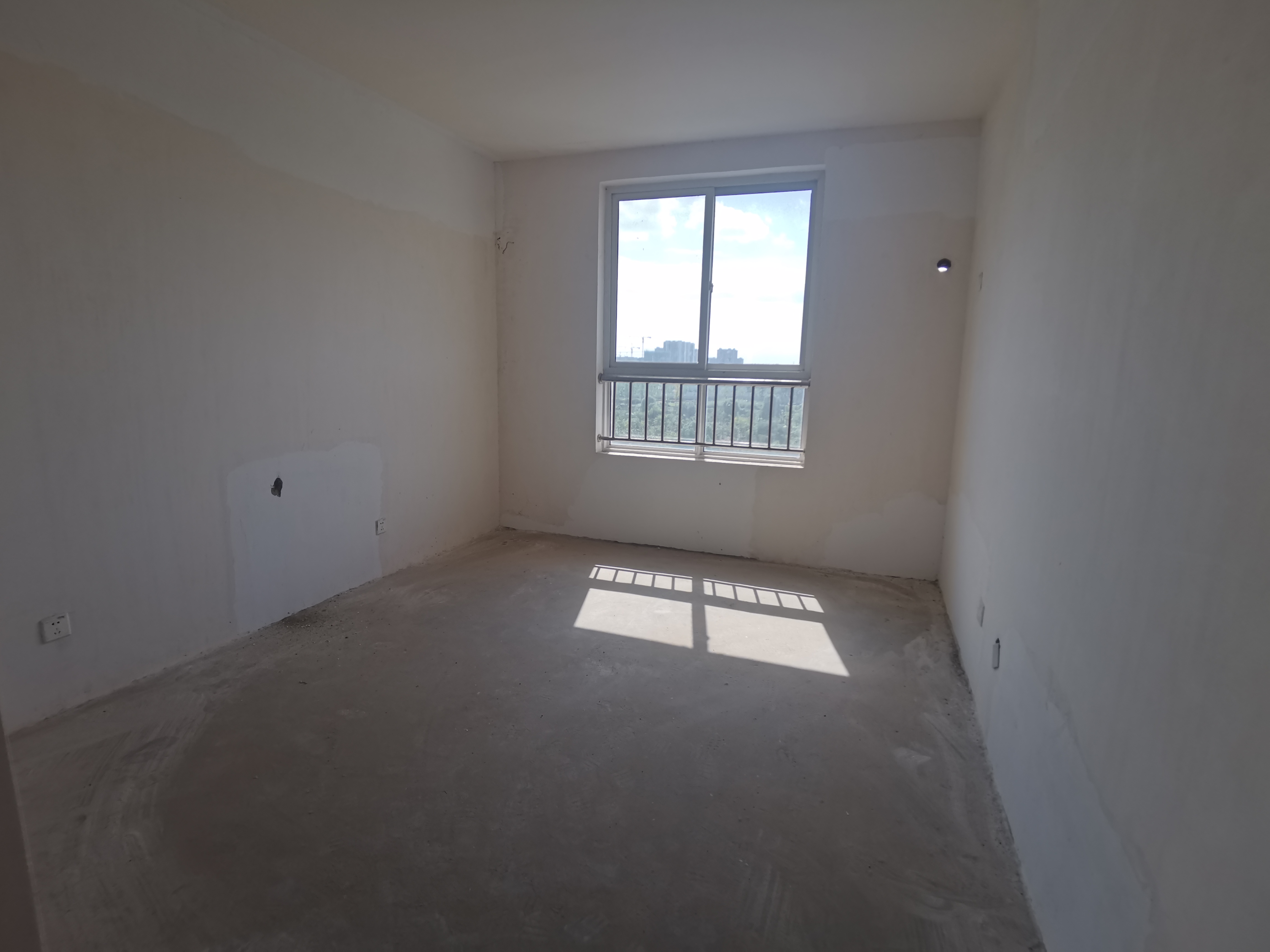 果园名居 3室2厅1卫 126m&sup2;