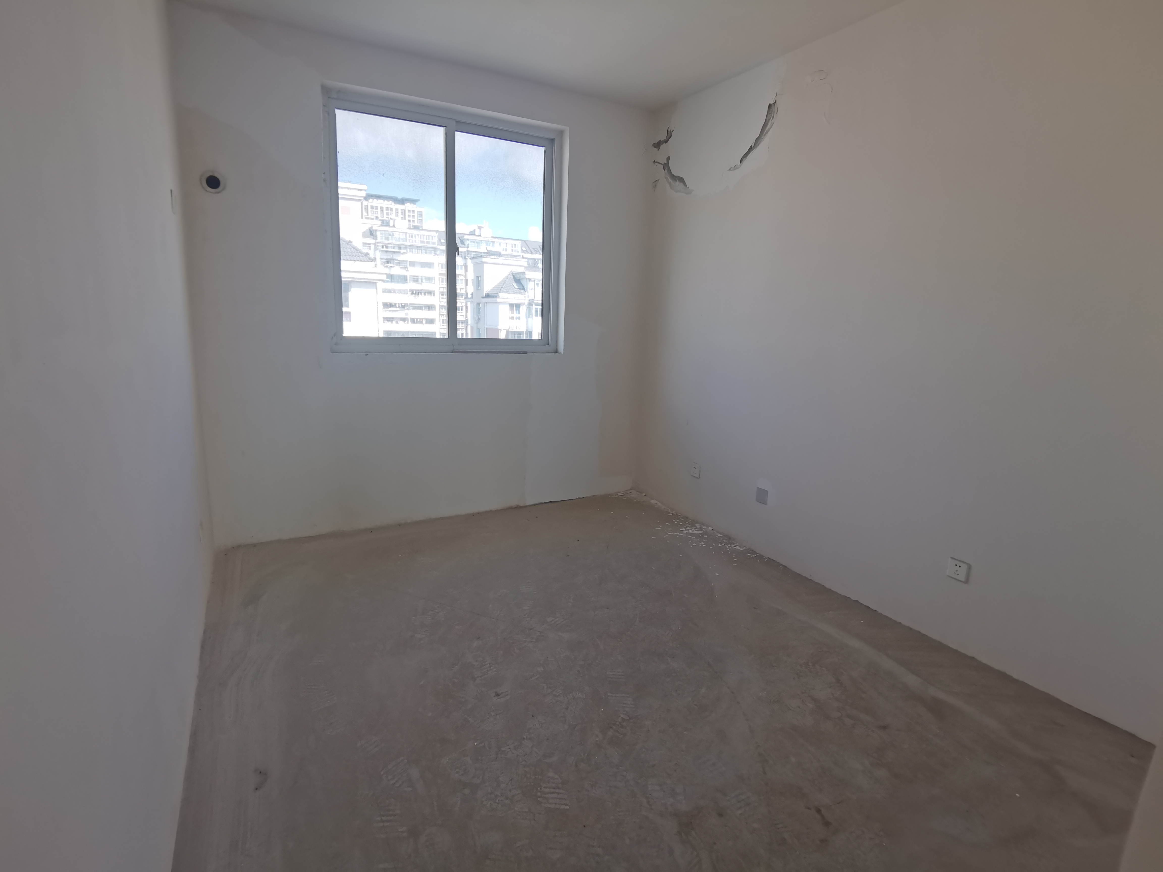 果园名居 3室2厅1卫 126m&sup2;