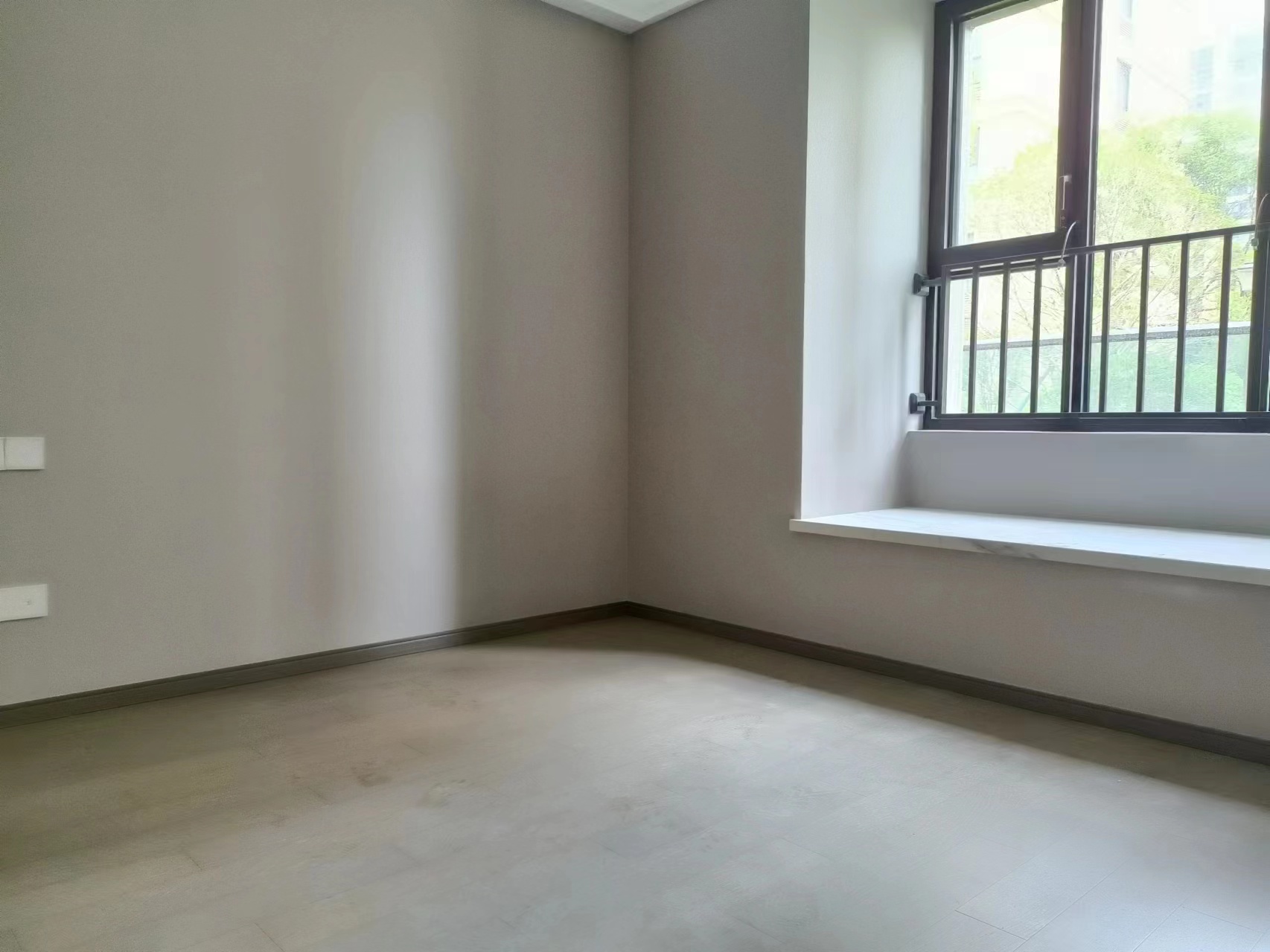 绿城&middot;诚园 4室2厅2卫 316m&sup2;