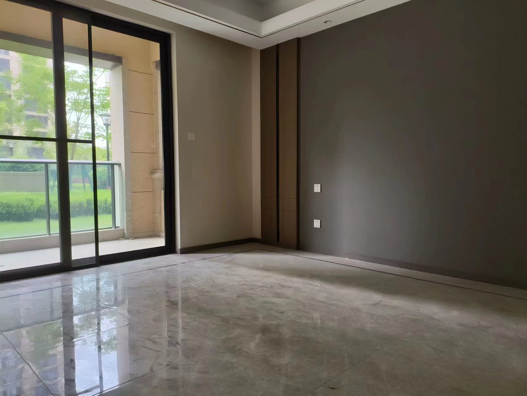 绿城&middot;诚园 4室2厅2卫 316m&sup2;