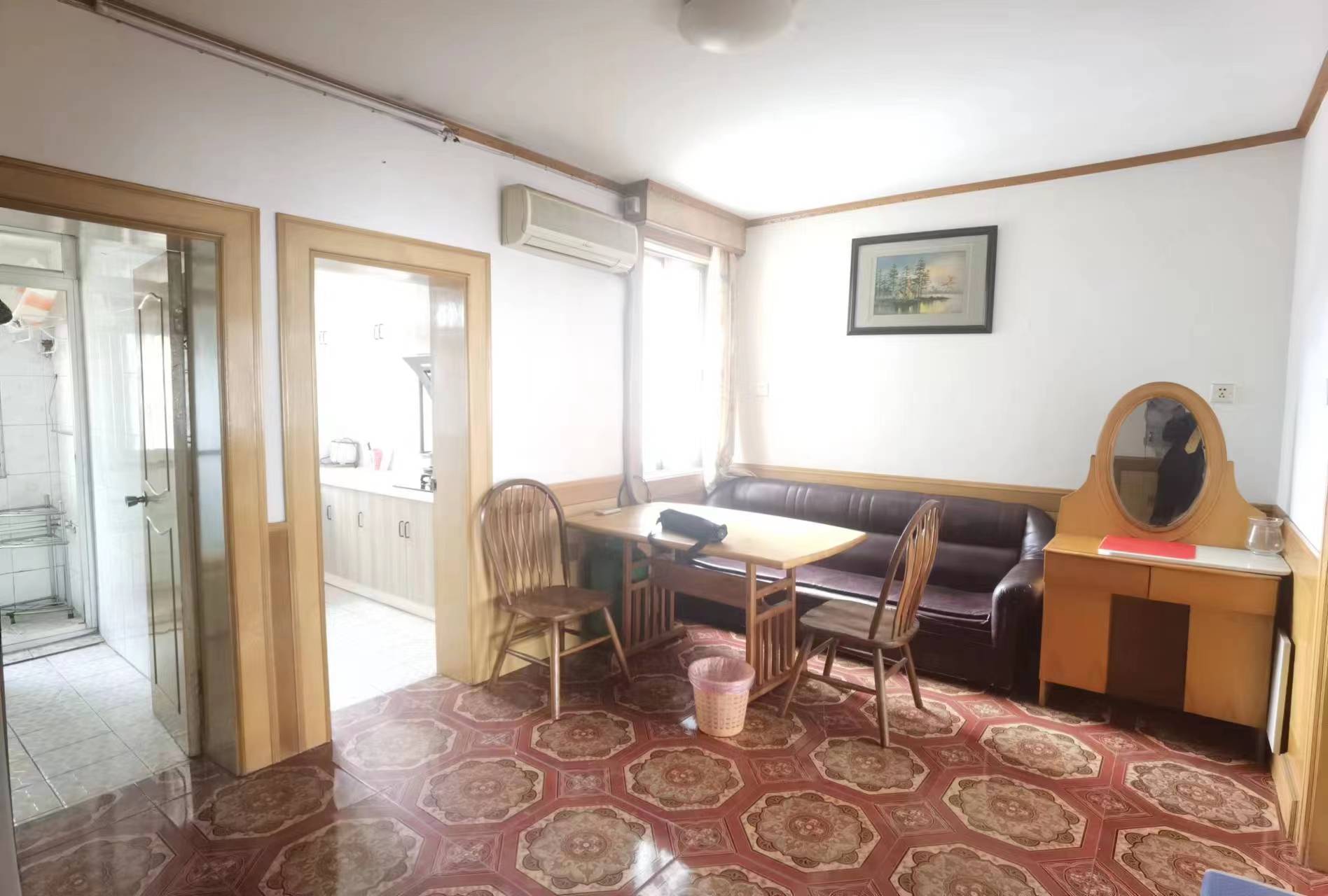 南川园新村 2室1厅1卫 66m&sup2;
