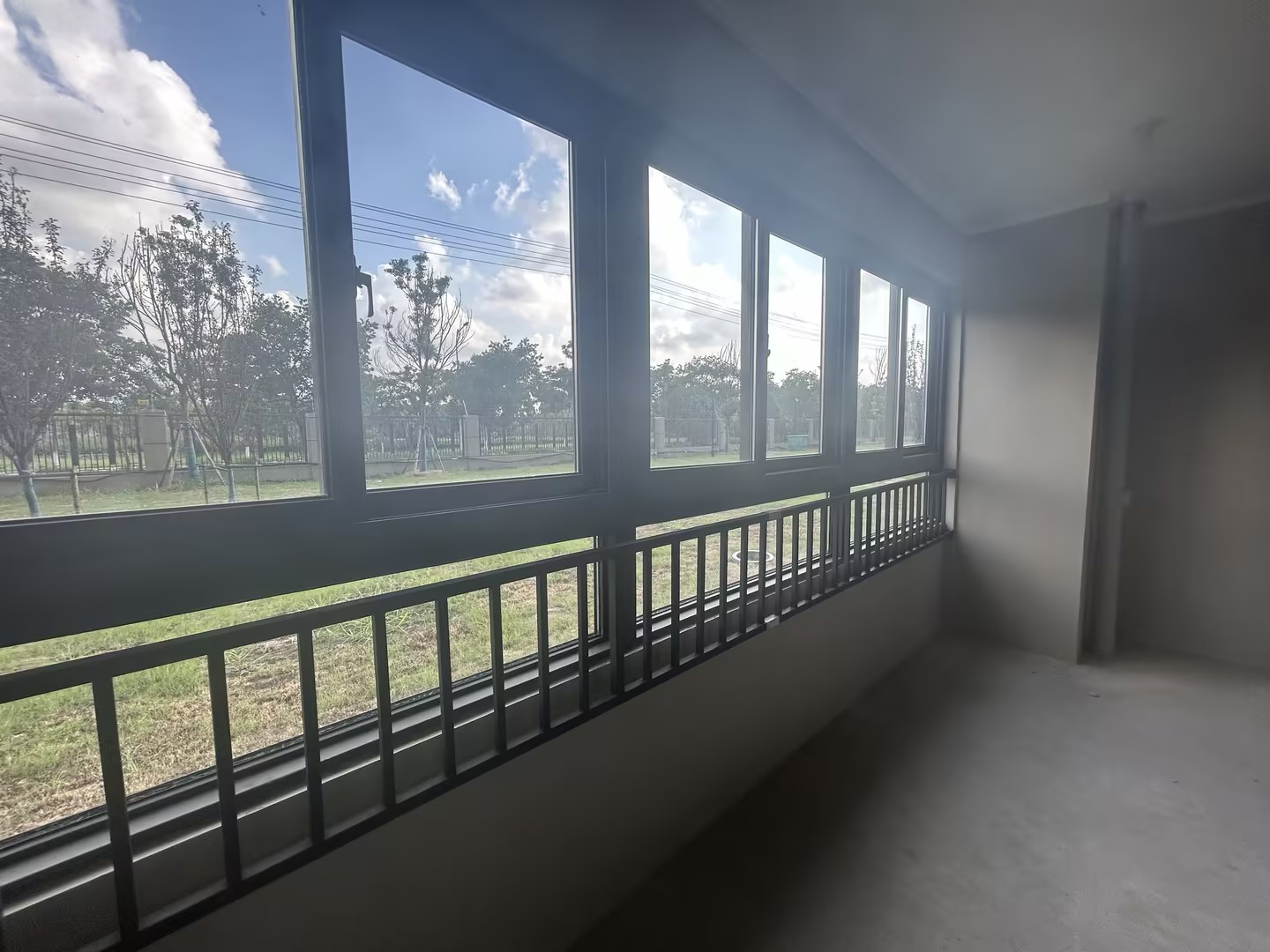 绿地江海图 3室2厅2卫 122m&sup2;