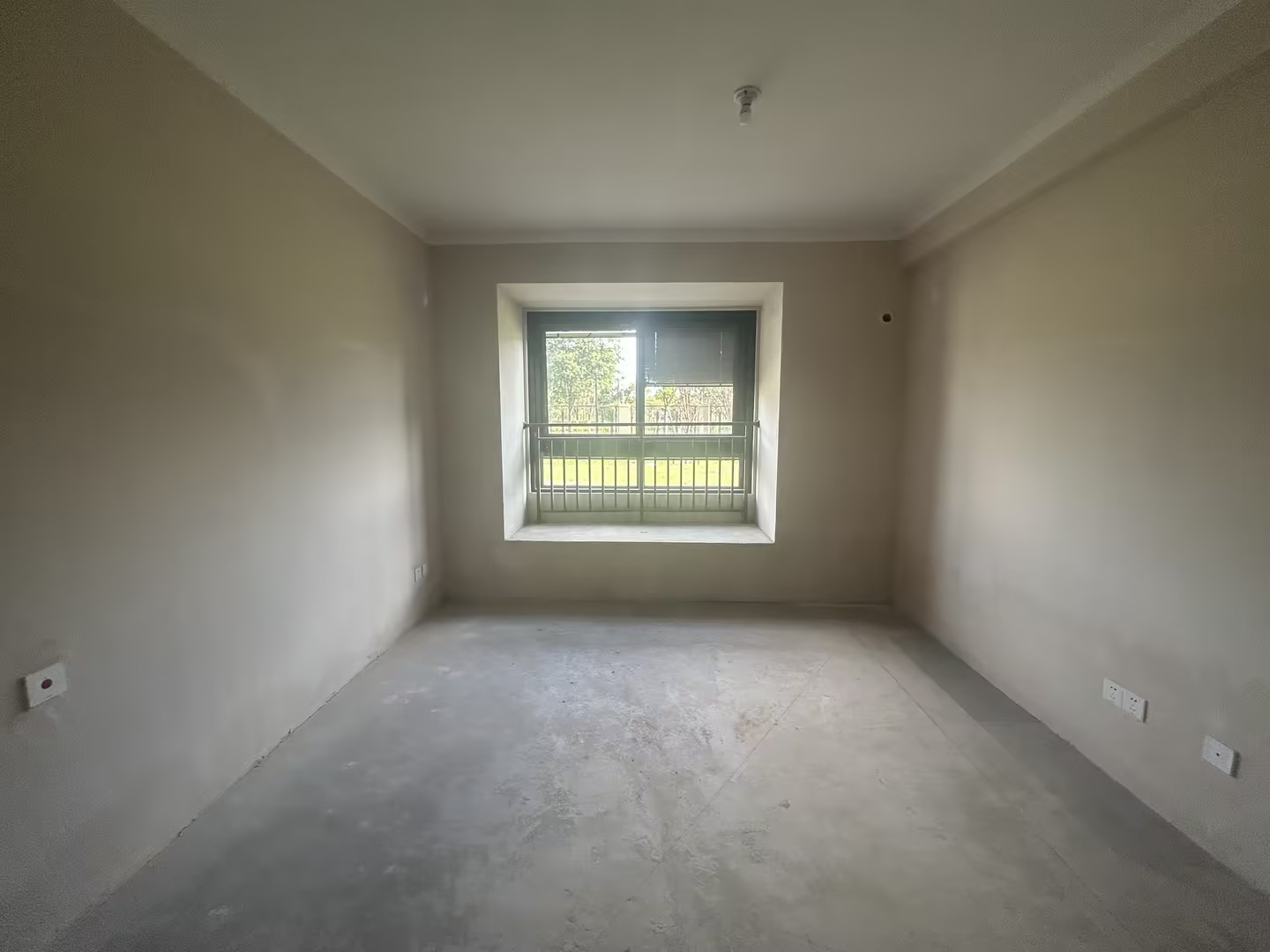 绿地江海图 3室2厅2卫 122m&sup2;