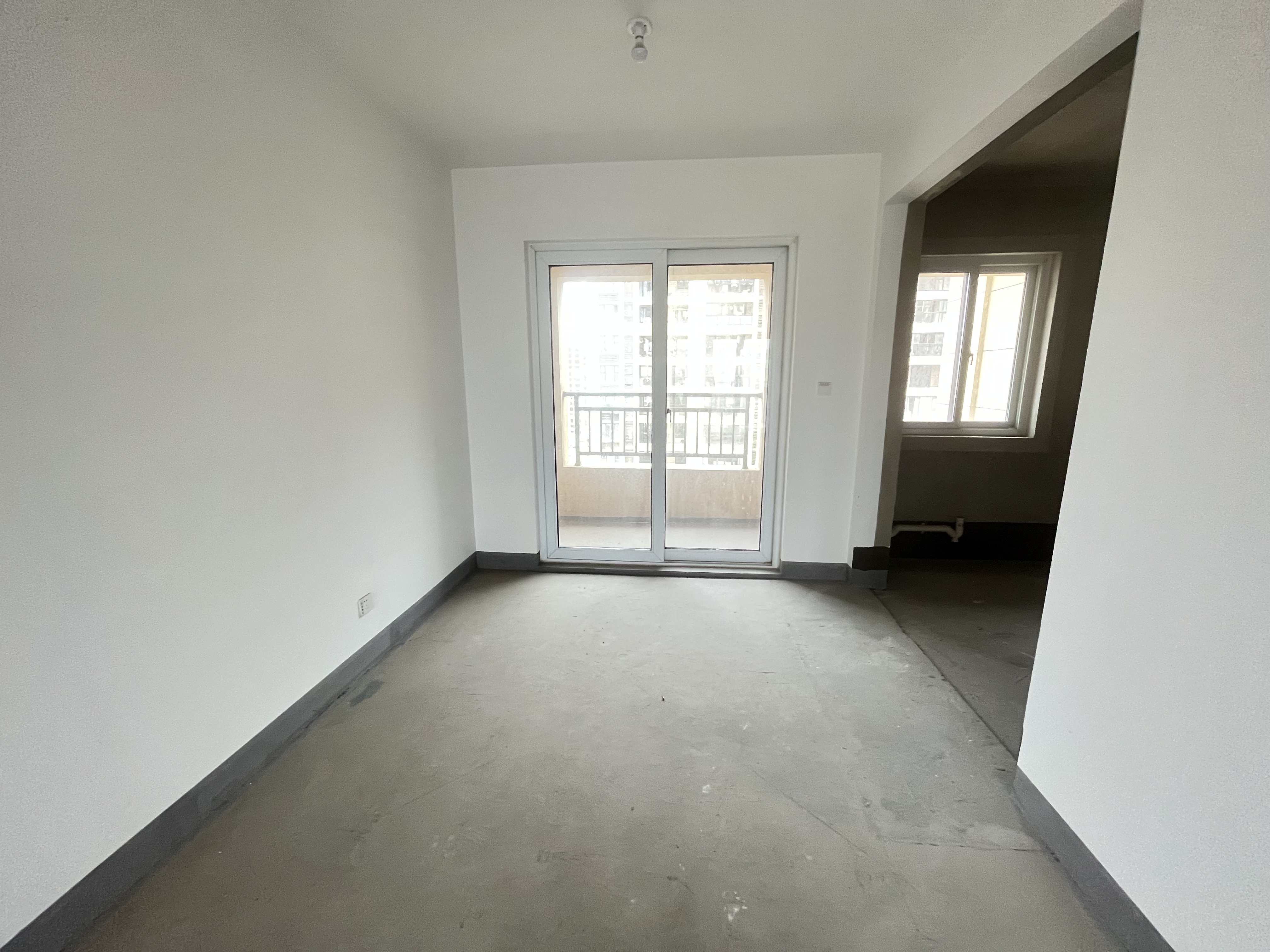 世茂九龙庭 4室2厅2卫 144.5m&sup2;
