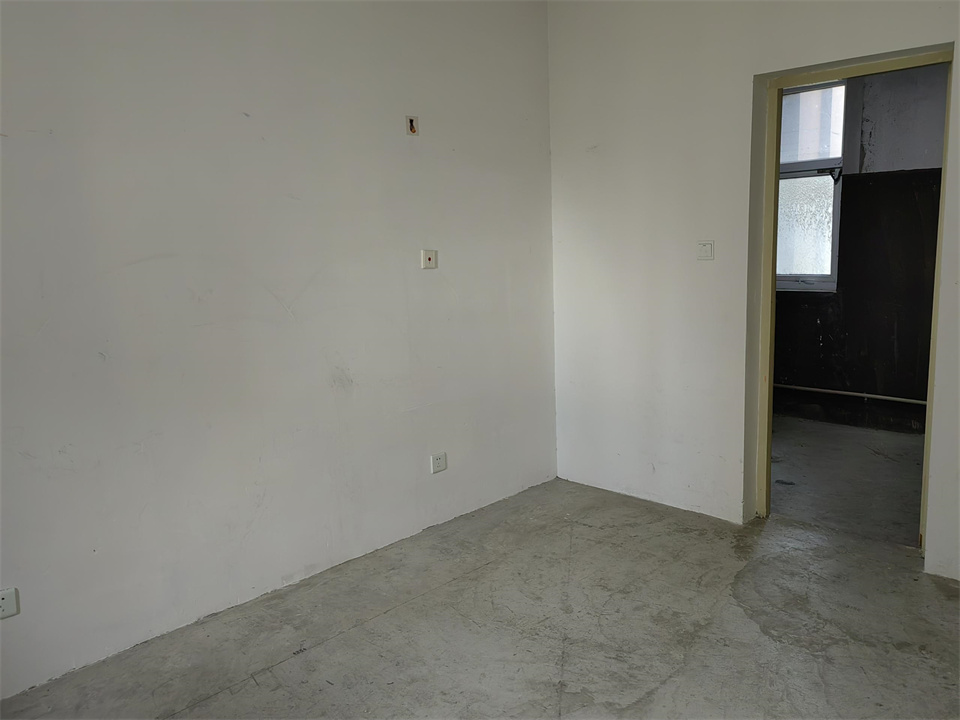 白龙花苑 室厅卫 143m&sup2;