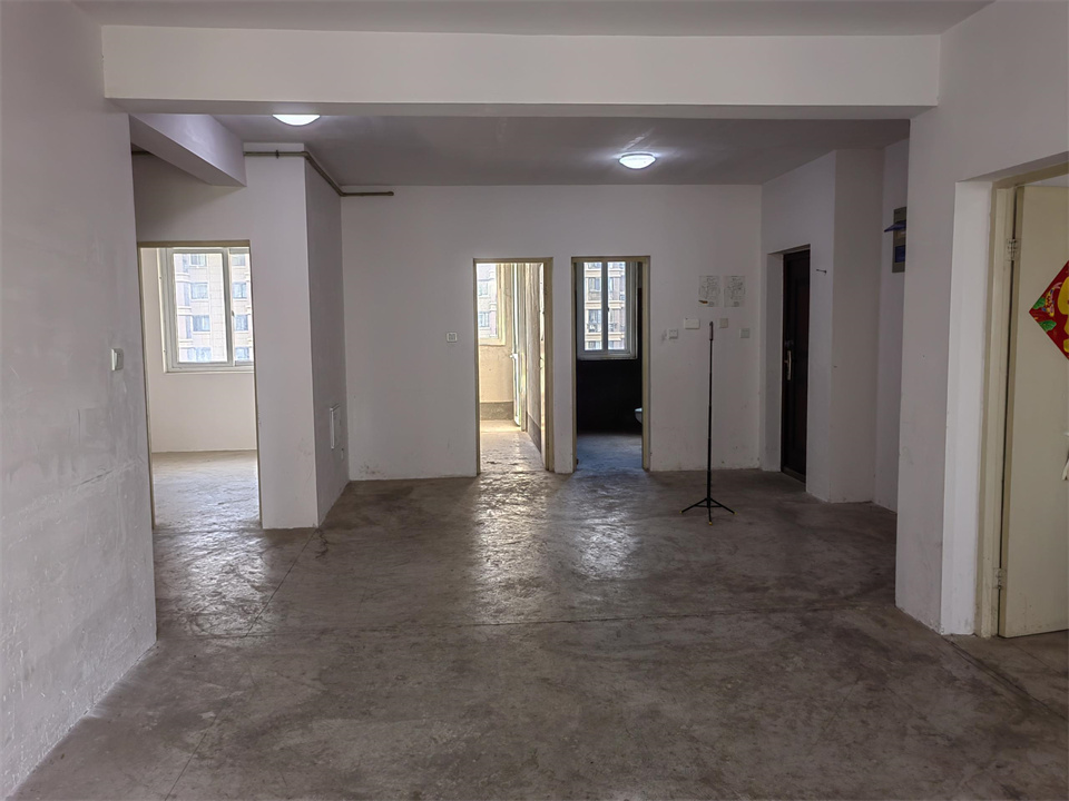 白龙花苑 室厅卫 143m&sup2;