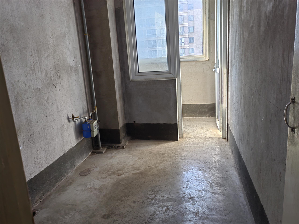 白龙花苑 室厅卫 143m&sup2;