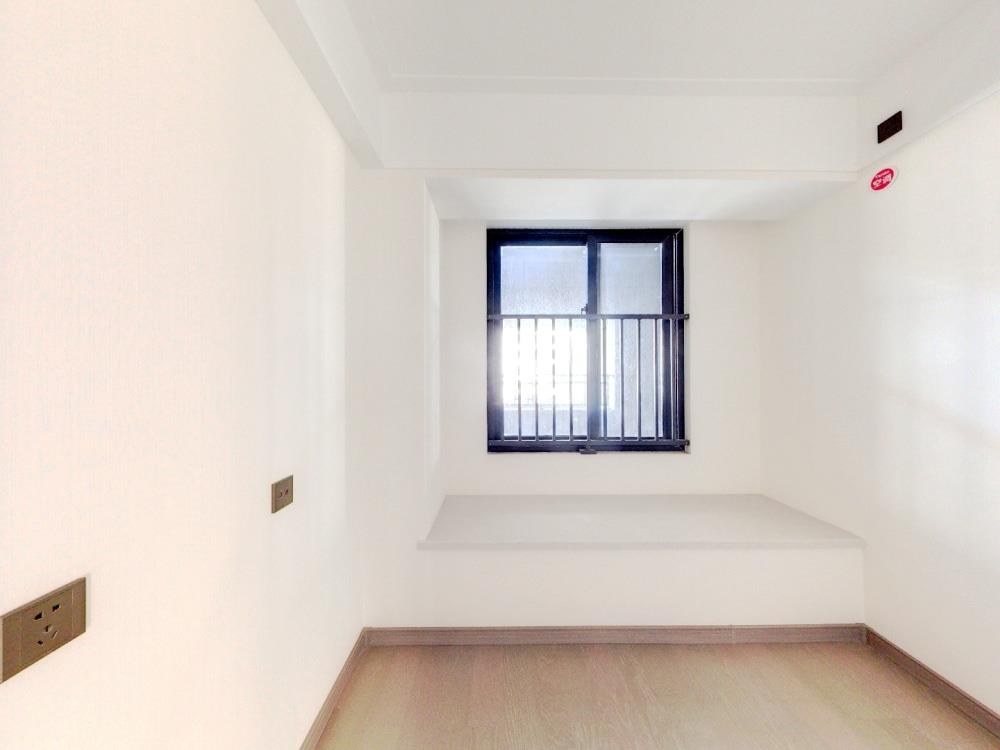 万科&middot;海上明月 3室2厅2卫 98m&sup2;