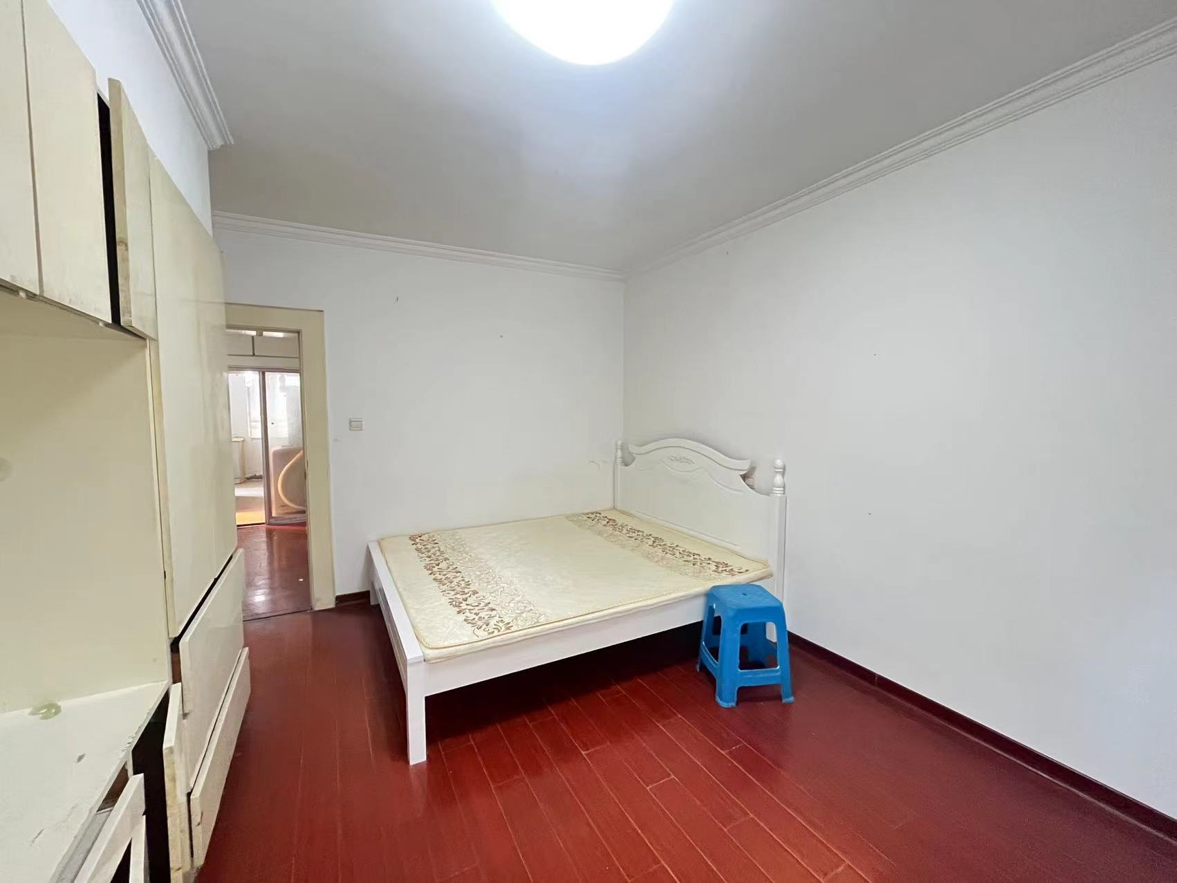 怡园新村 2室1厅1卫 71.00m&sup2;