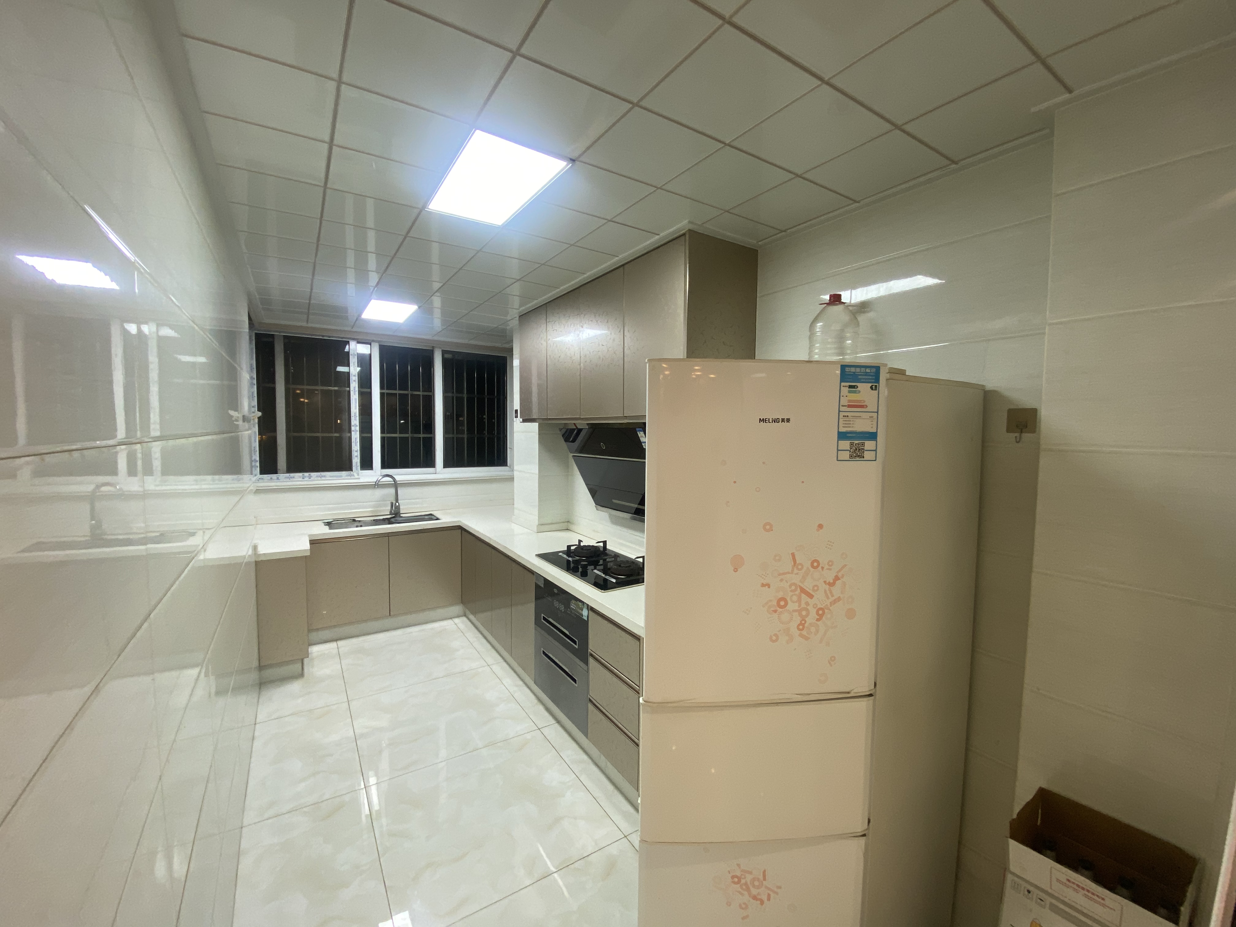 和谐汇景新苑 3室1厅1卫 112m&sup2;