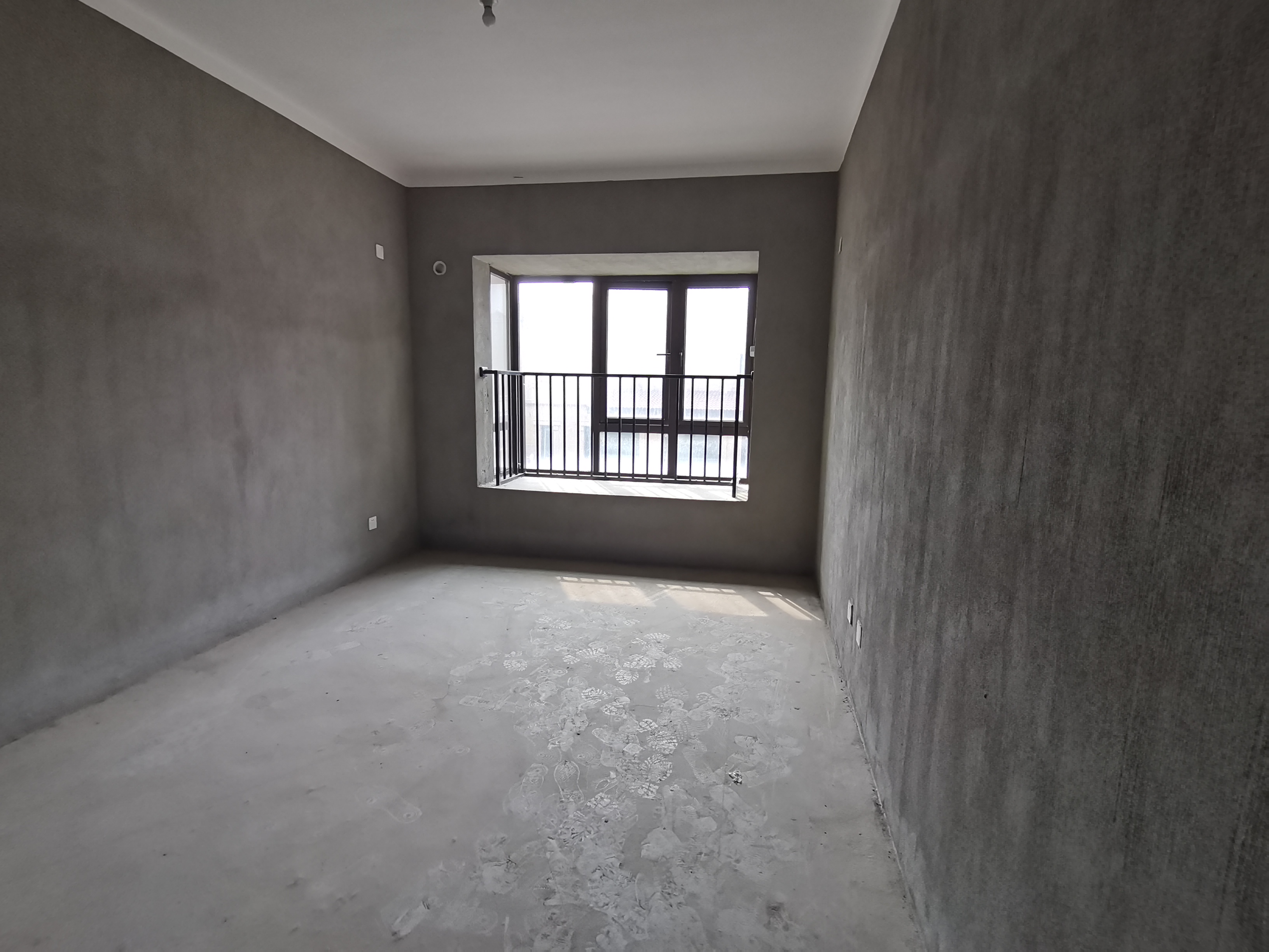 华强城 4室2厅2卫 160m&sup2;