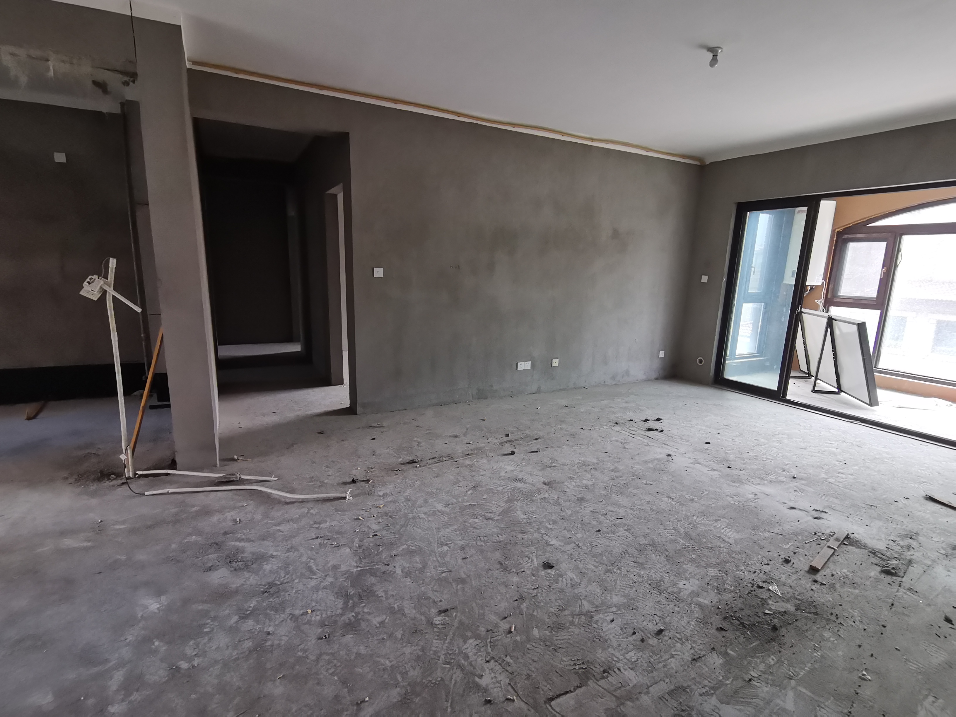华强城 4室2厅2卫 160m&sup2;