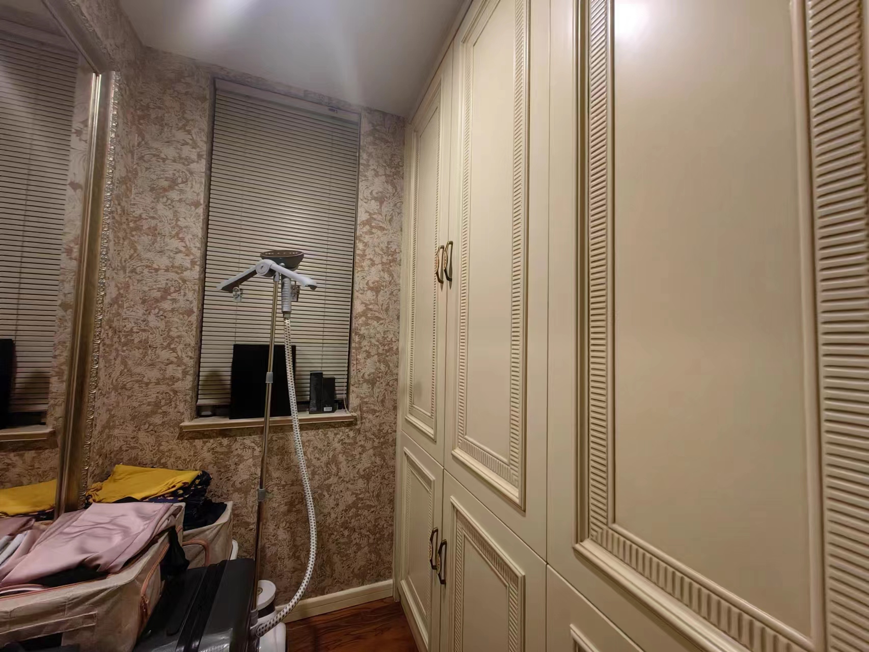 绿城玉兰公寓 3室2厅2卫 162.80m&sup2;