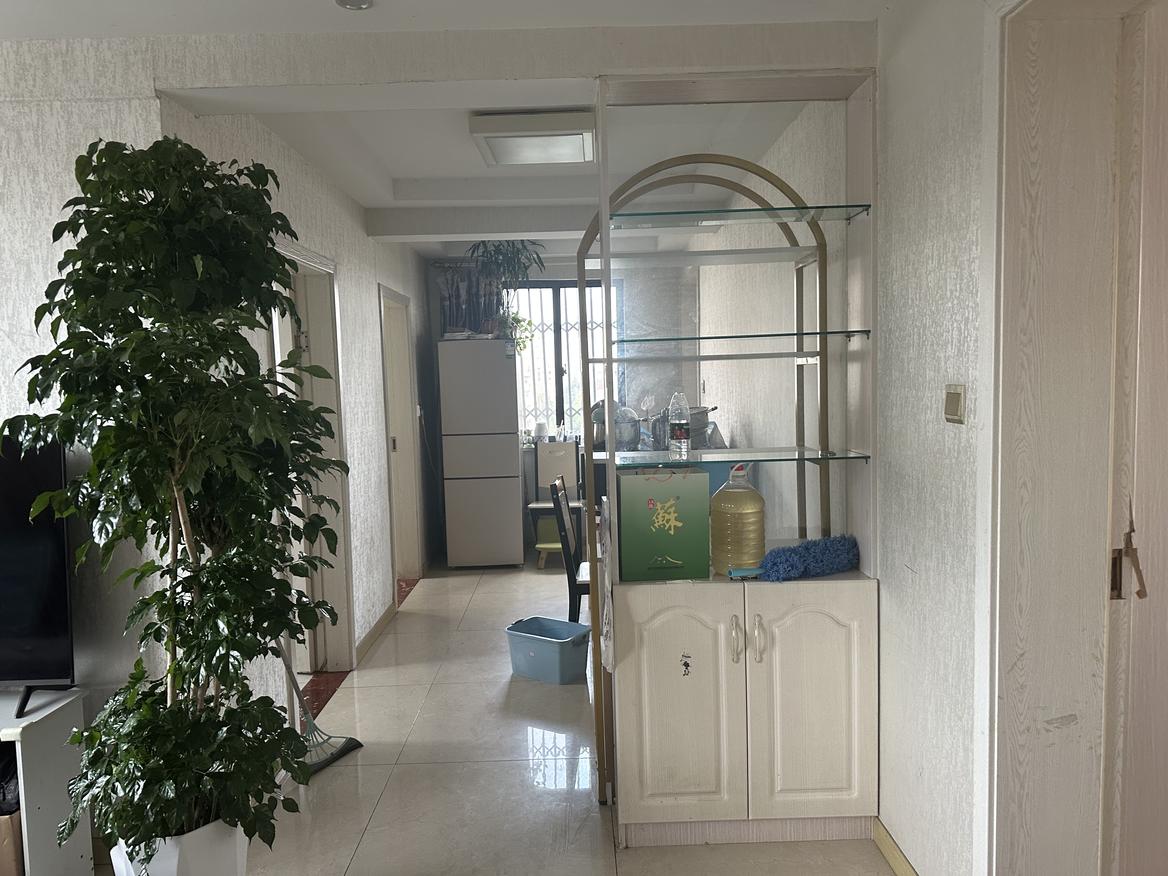 虹桥新村(朝霞路) 3室2厅2卫 96.19m&sup2;