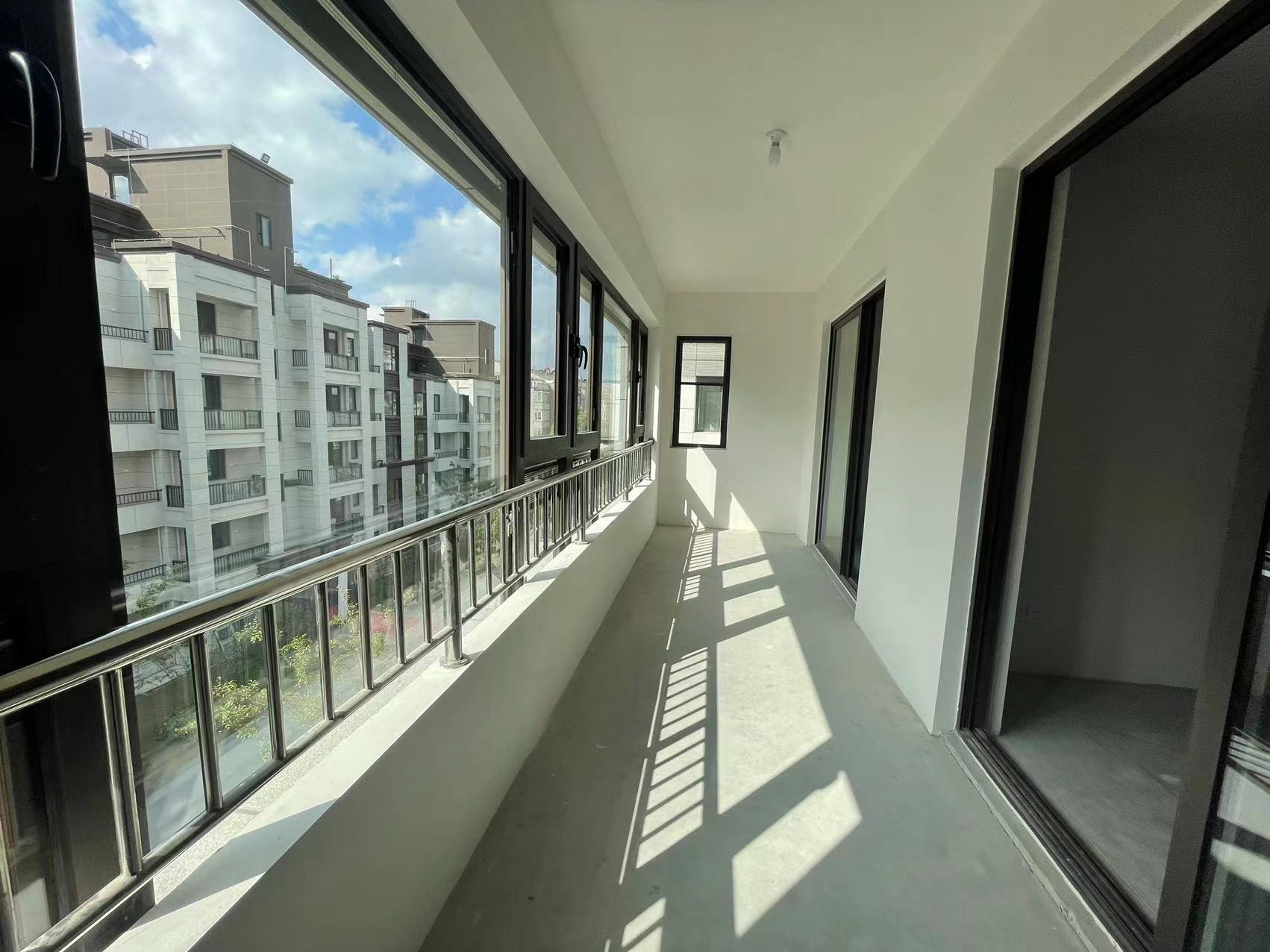 濠江南苑 4室2厅2卫 142.00m&sup2;