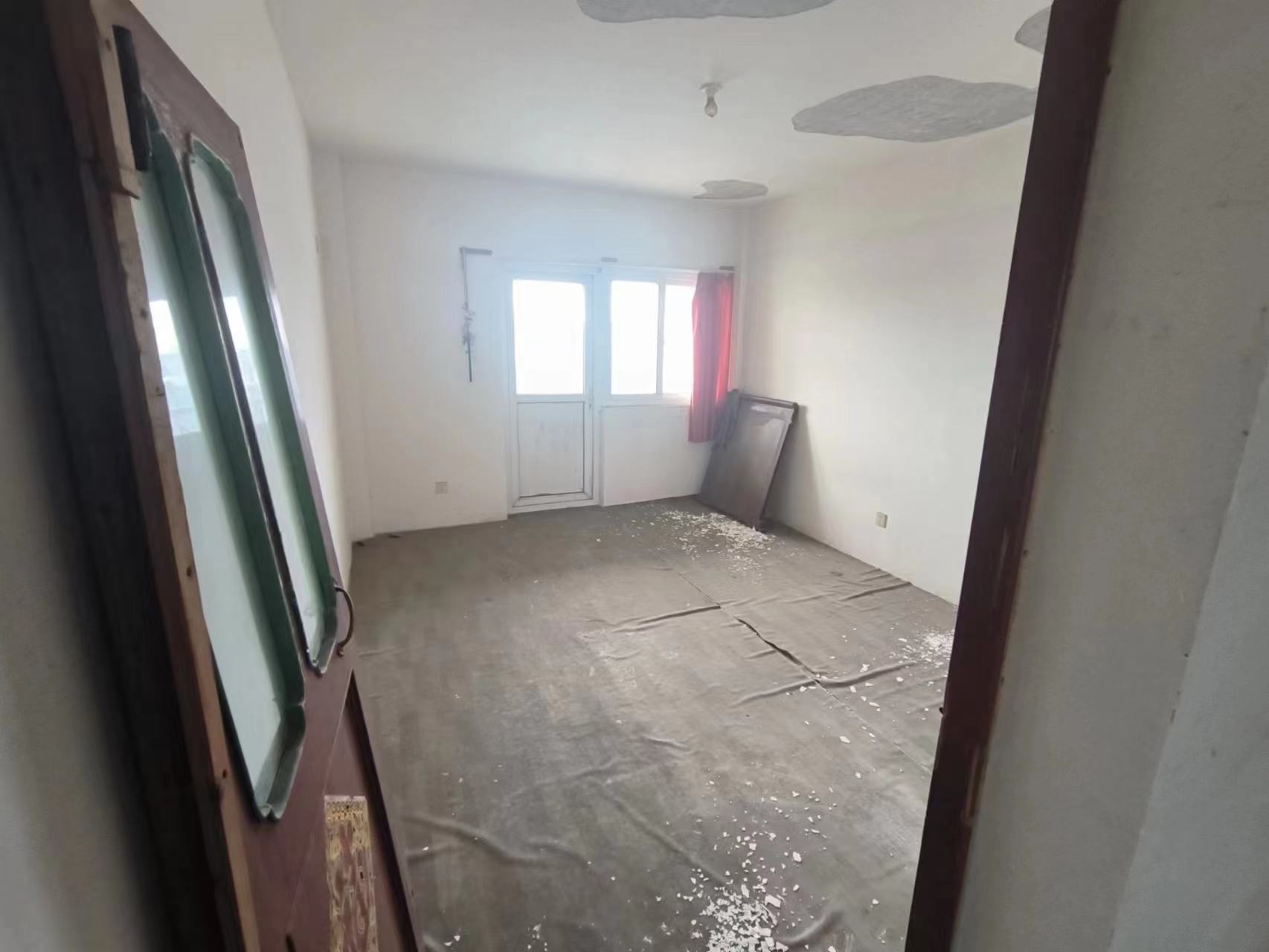 启秀星河城 5室2厅2卫 199m&sup2;