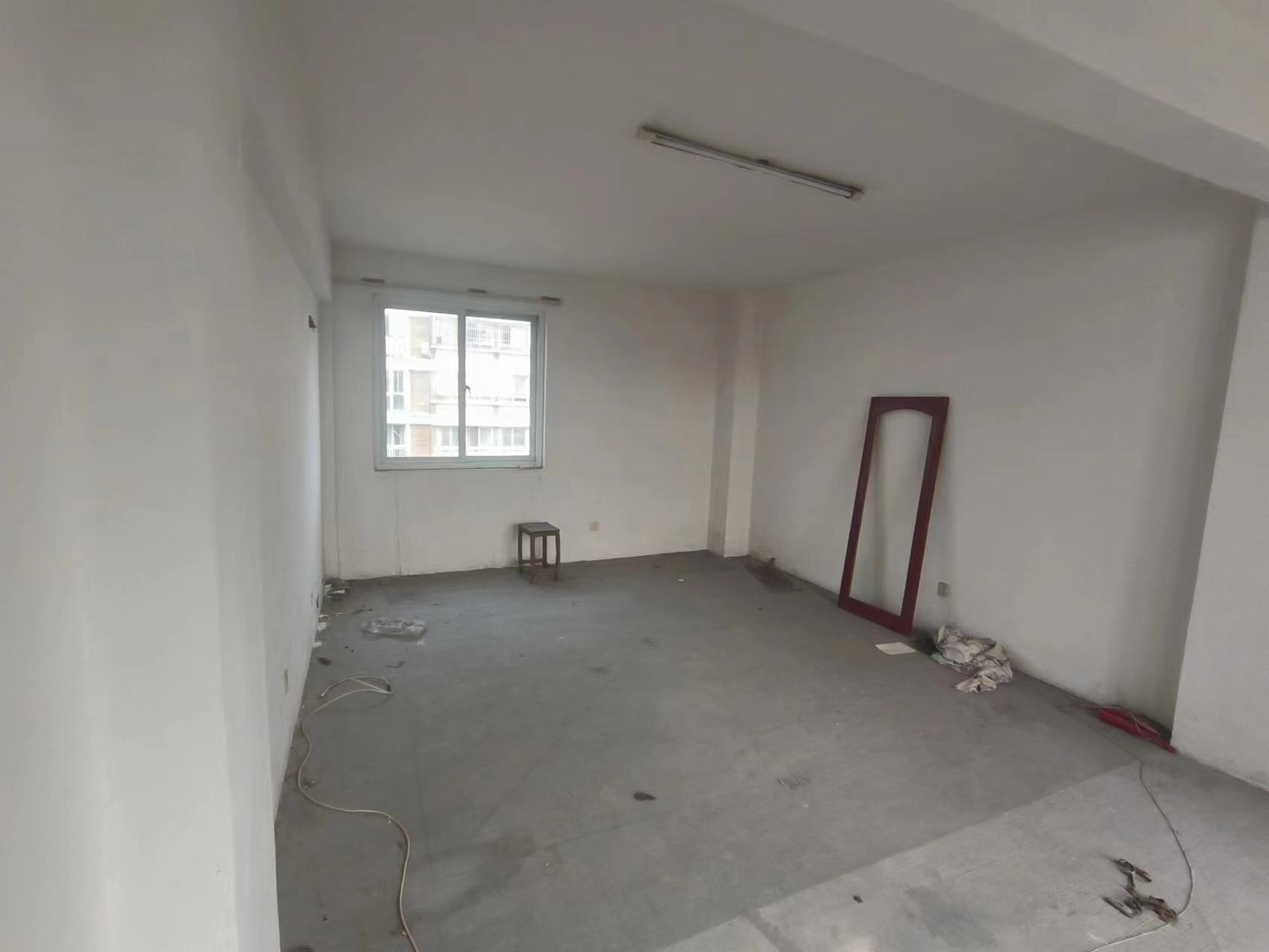 启秀星河城 5室2厅2卫 199m&sup2;