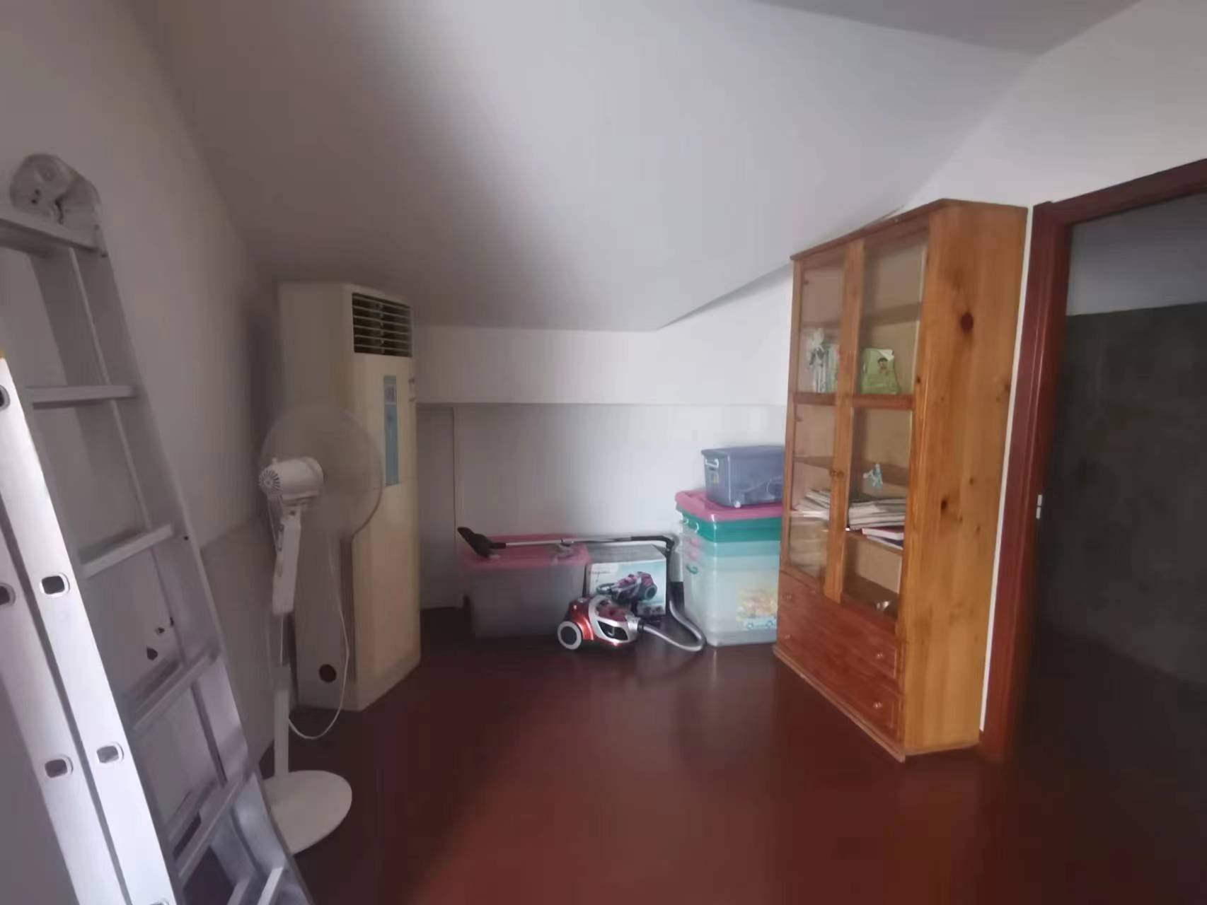 博园岚郡 4室2厅2卫 210.00m&sup2;